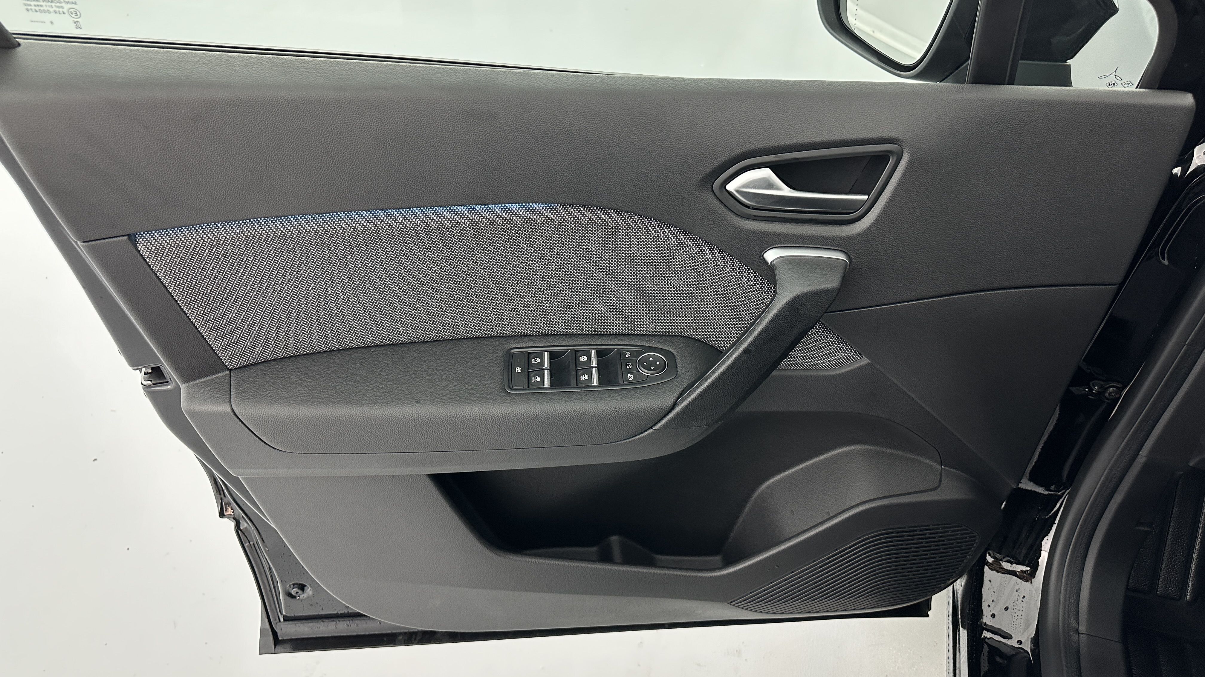 Renault Captur - Image 13