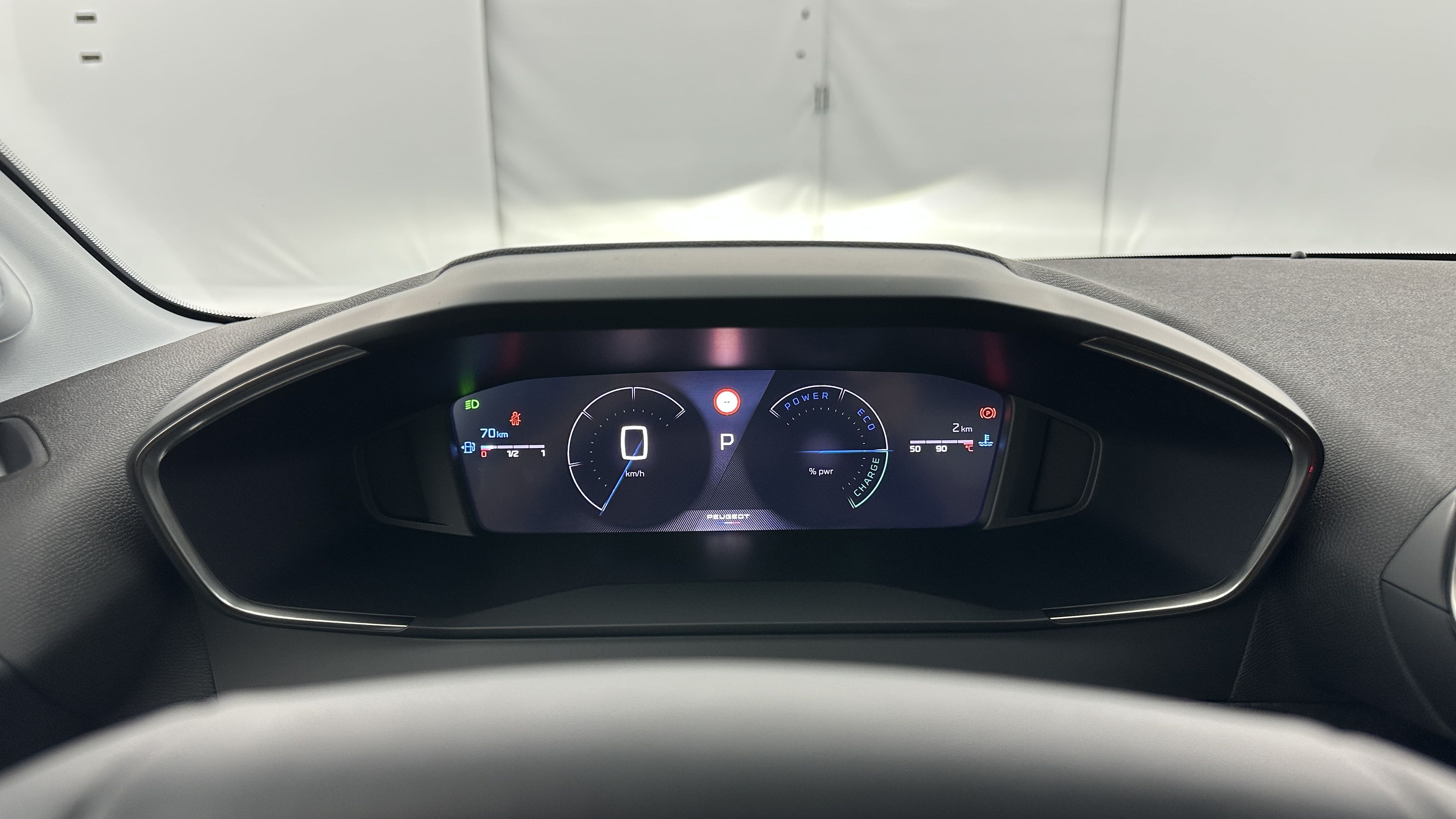 Peugeot 208 - Image 14