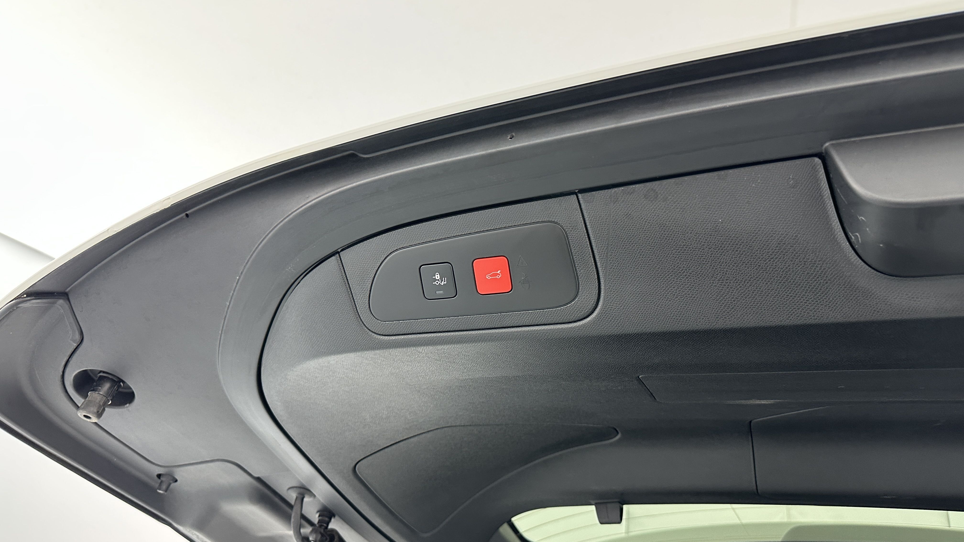 DS DS7 Crossback - Image 27