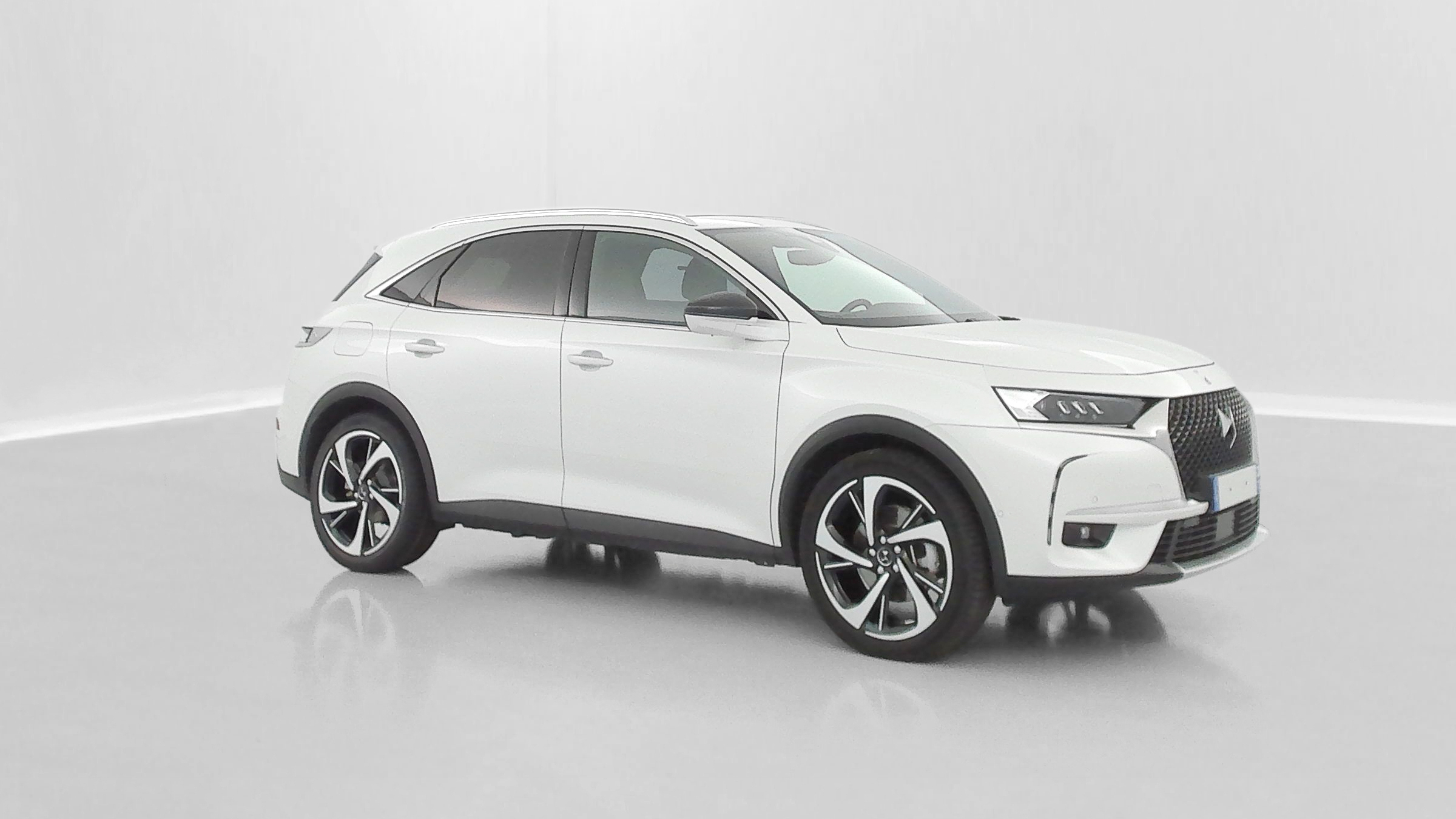 DS DS7 Crossback - Image 39