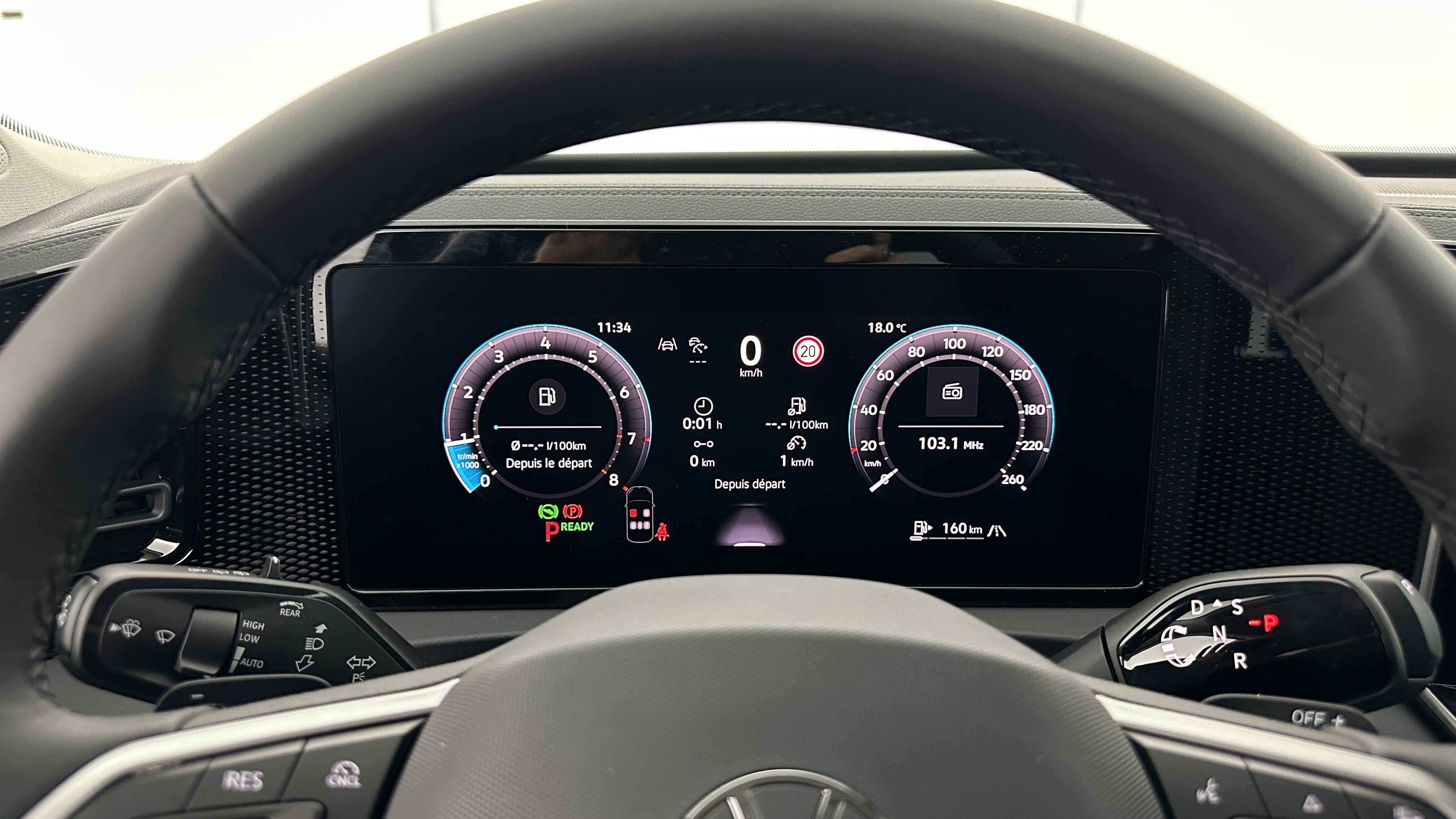 Volkswagen Tiguan - Image 15