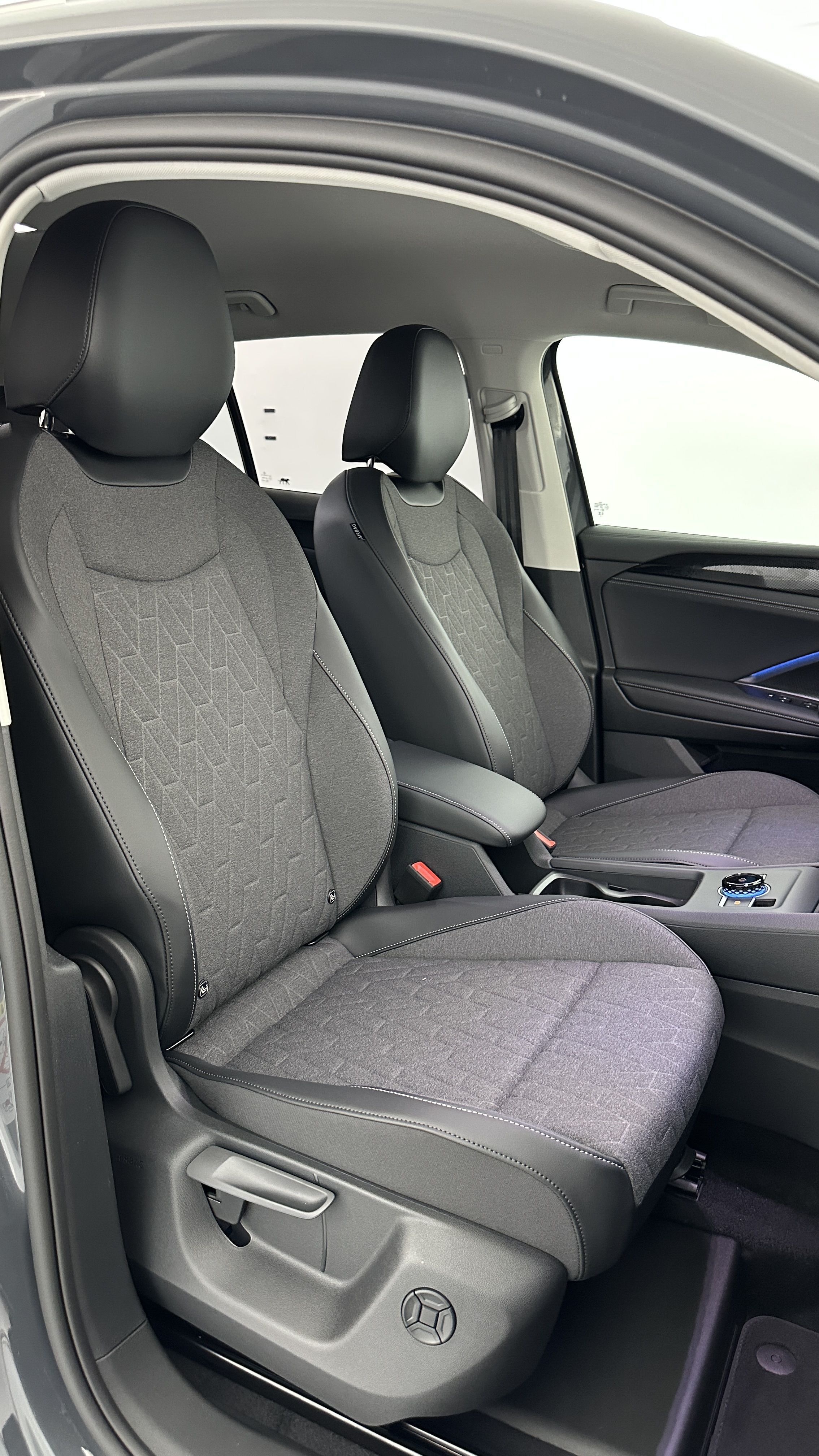 Volkswagen Tiguan - Image 17