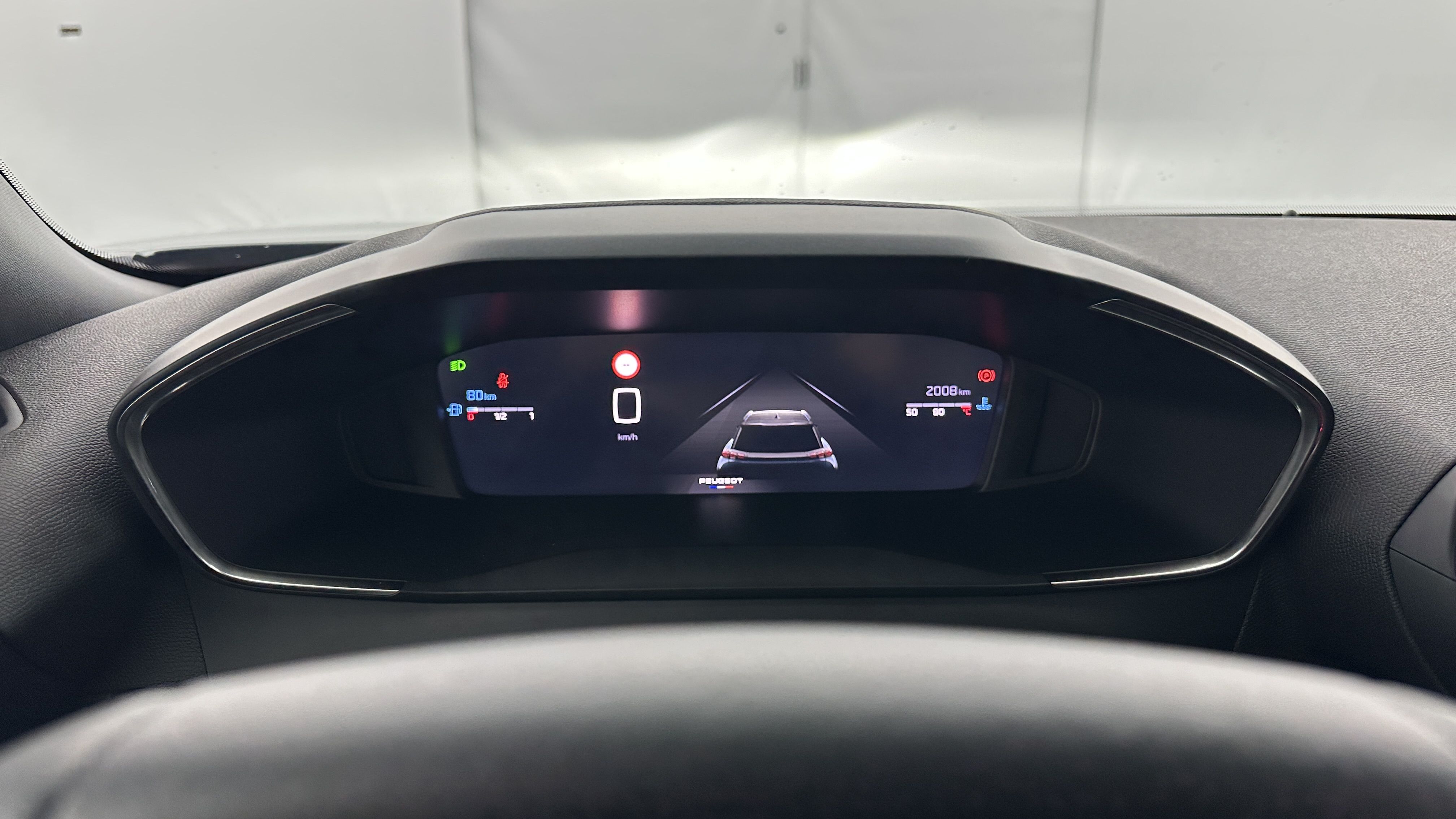 Peugeot 2008 - Image 14