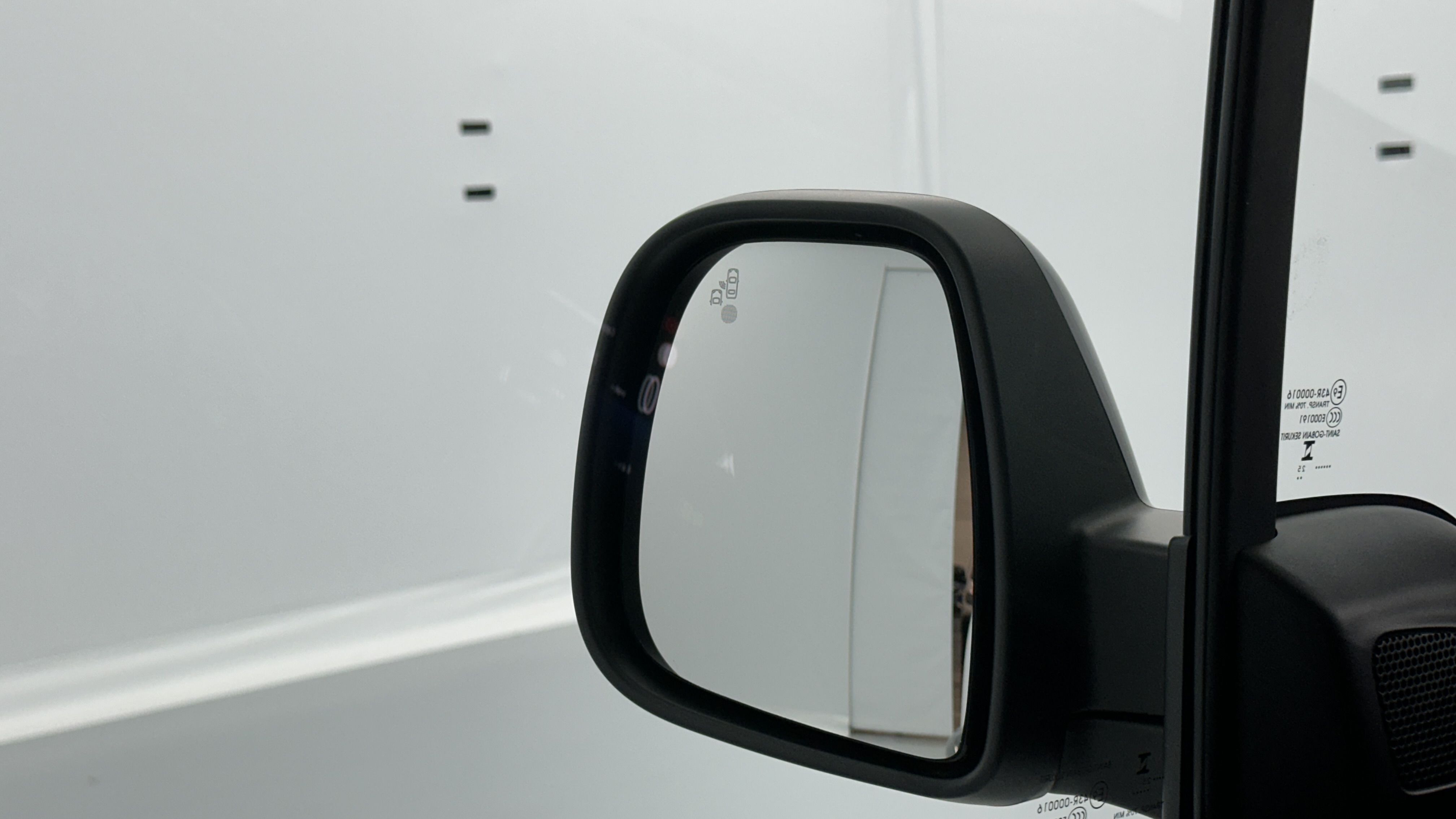 Opel COMBO CARGO - Image 19