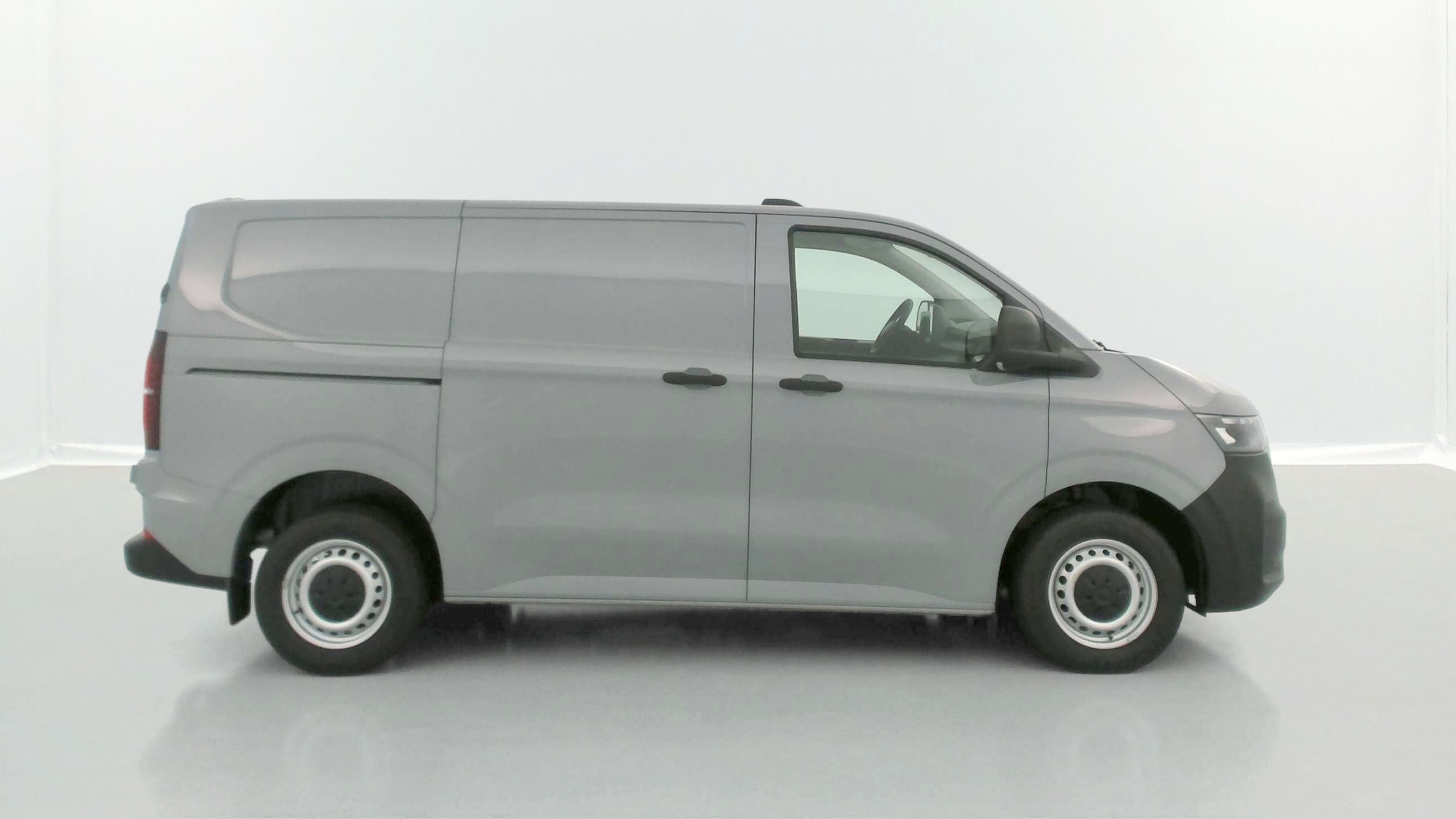Volkswagen Transporter - Image 19