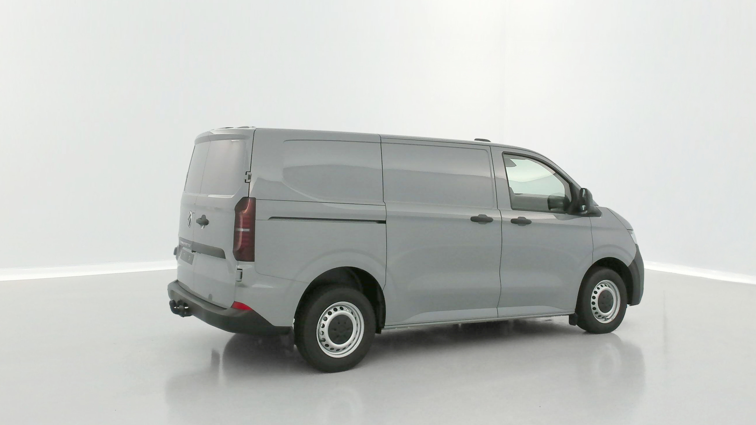 Volkswagen Transporter - Image 22