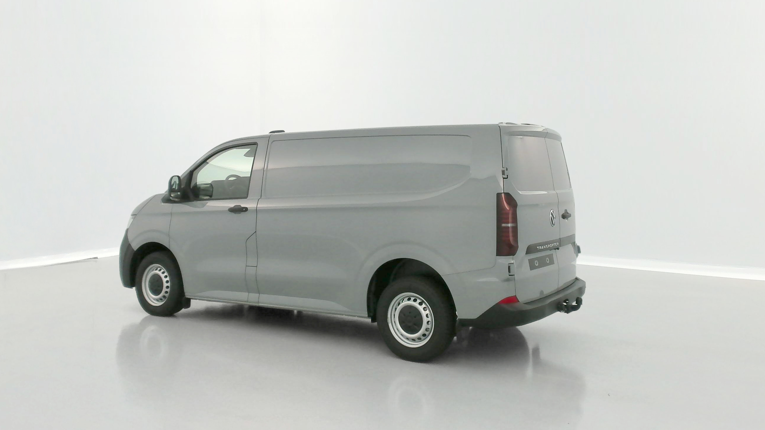 Volkswagen Transporter - Image 21