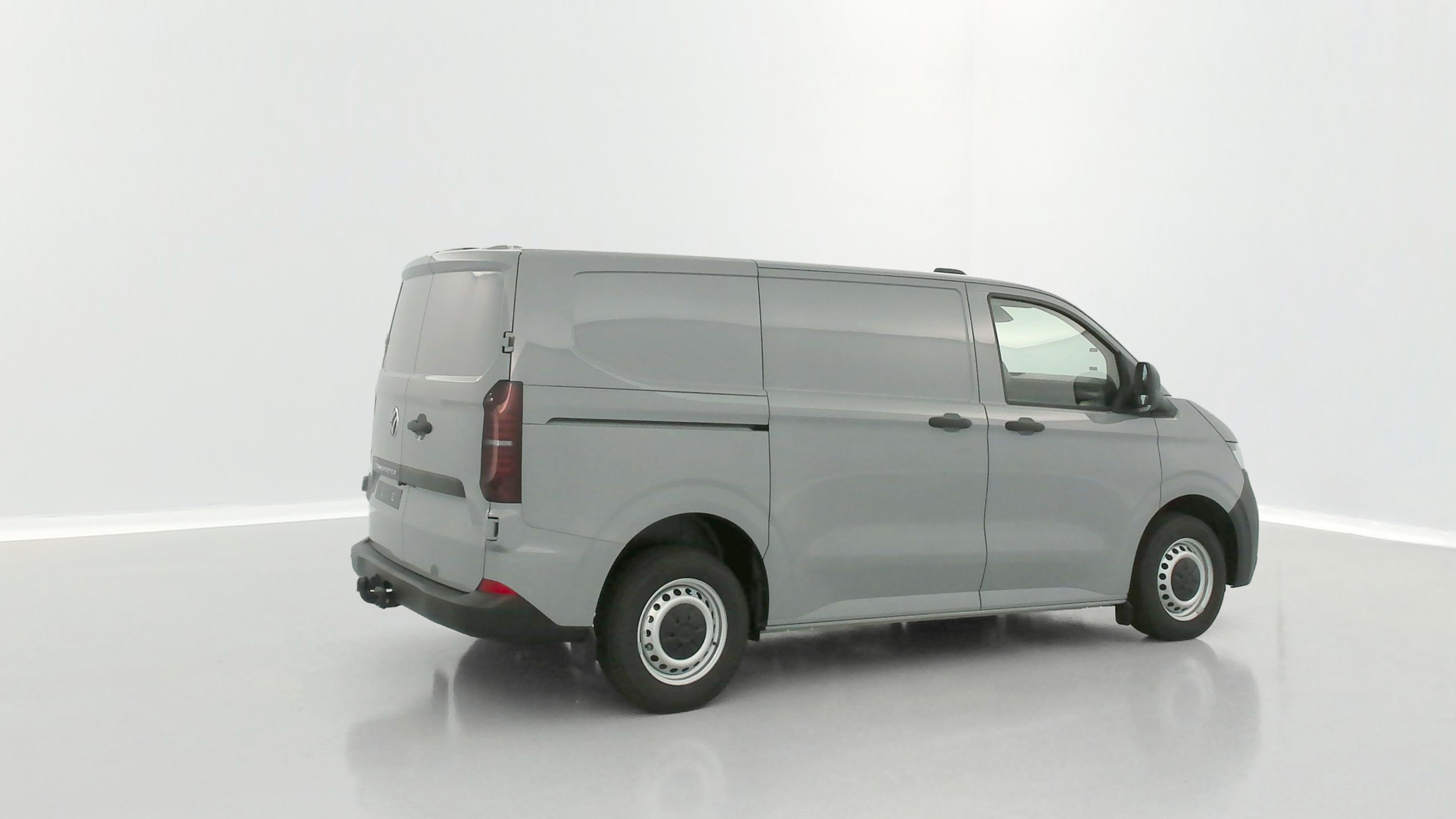 Volkswagen Transporter - Image 22