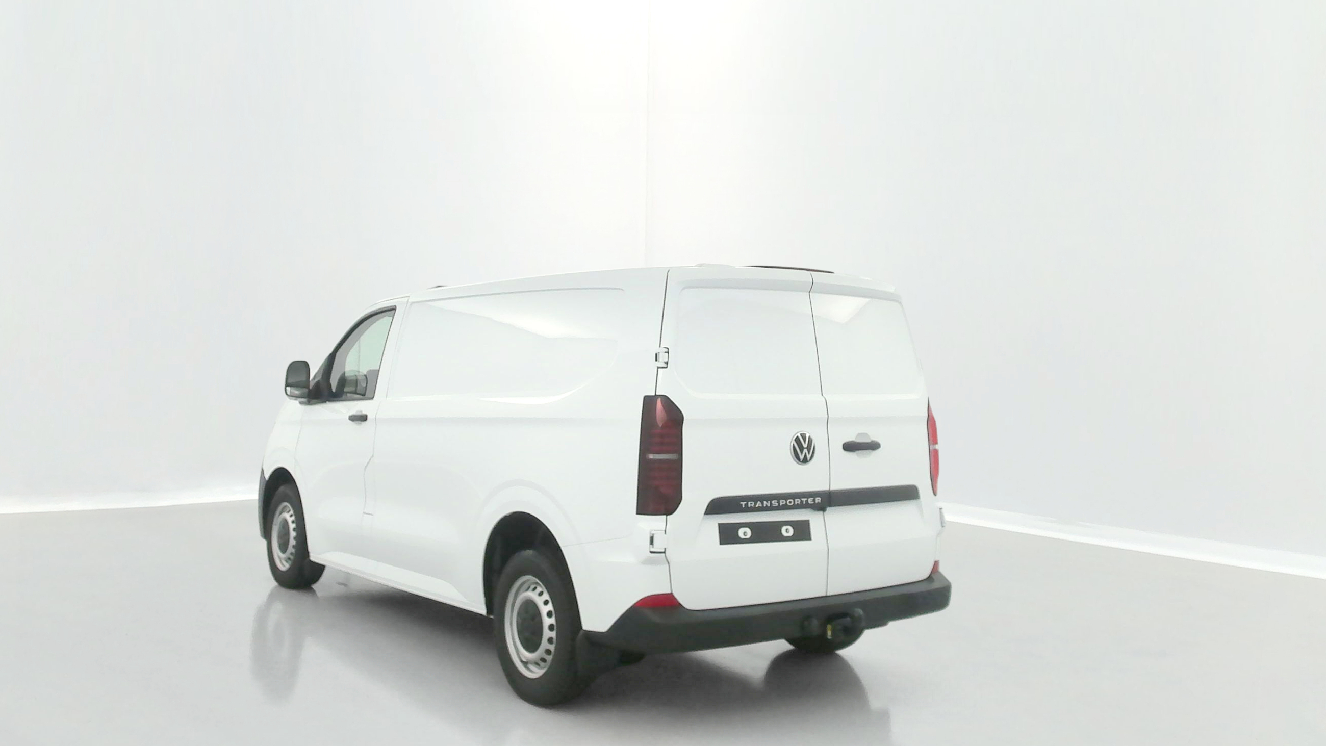 Volkswagen Transporter - Image 5