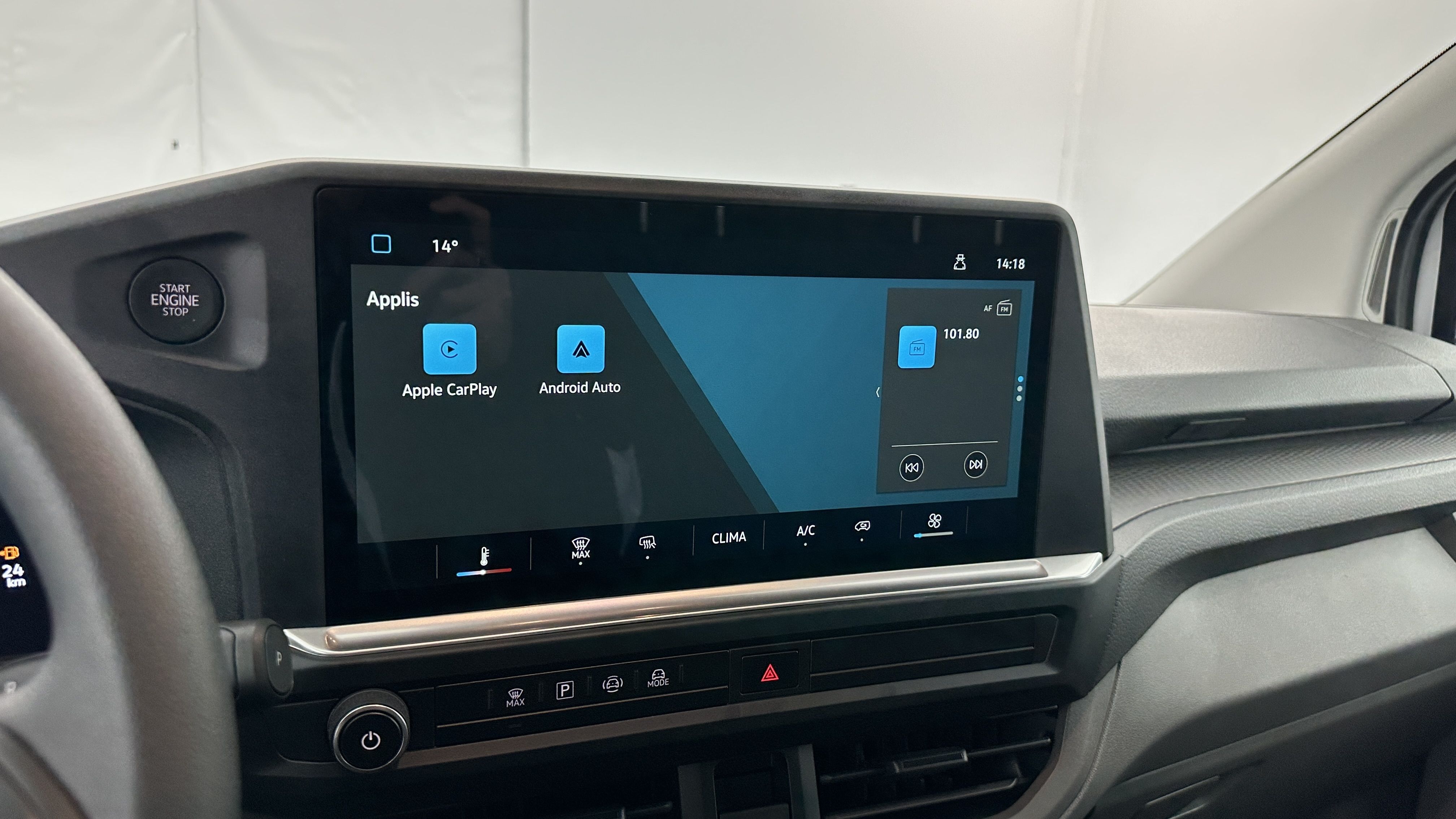 Volkswagen Transporter - Image 15