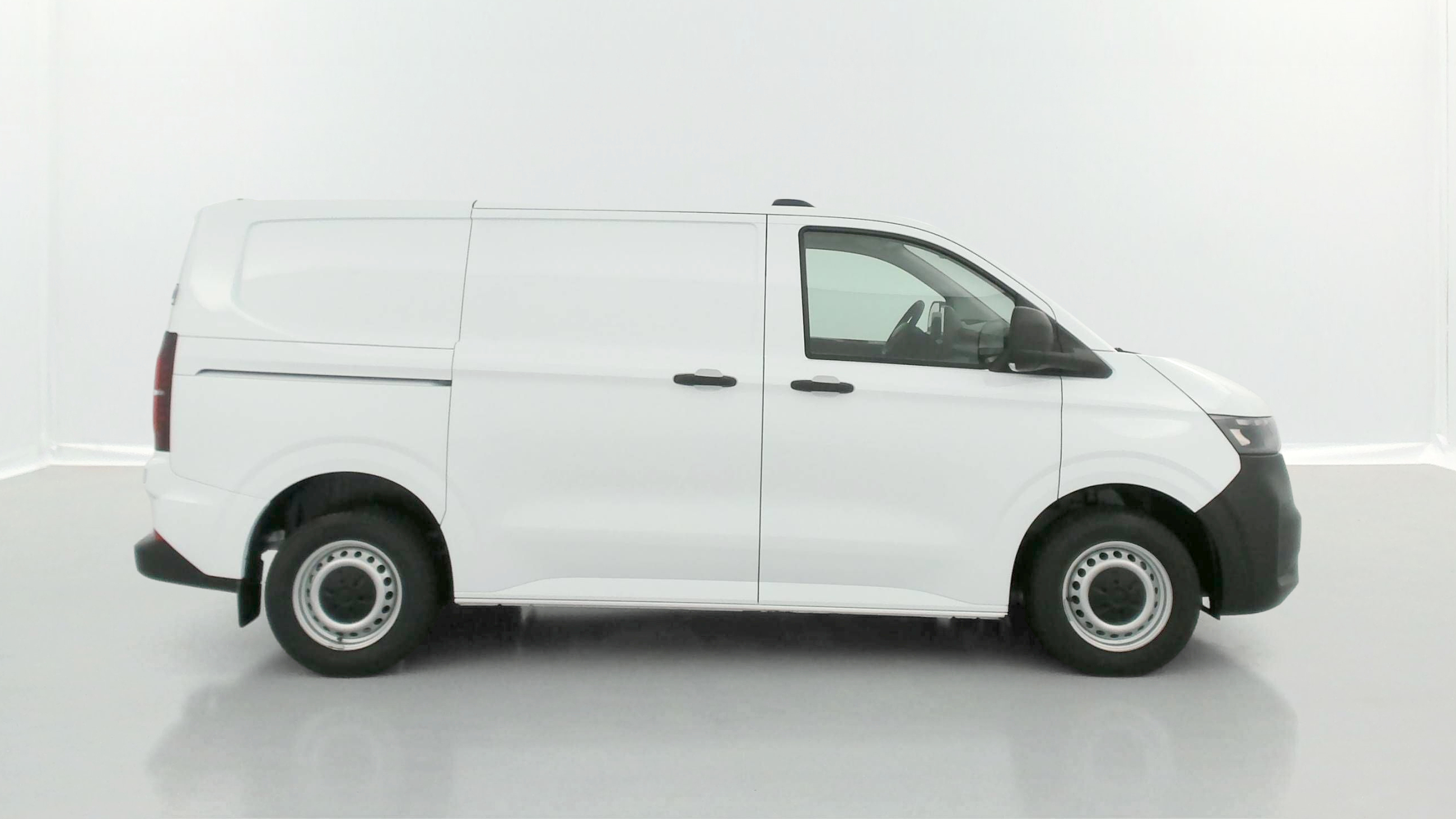 Volkswagen Transporter - Image 20