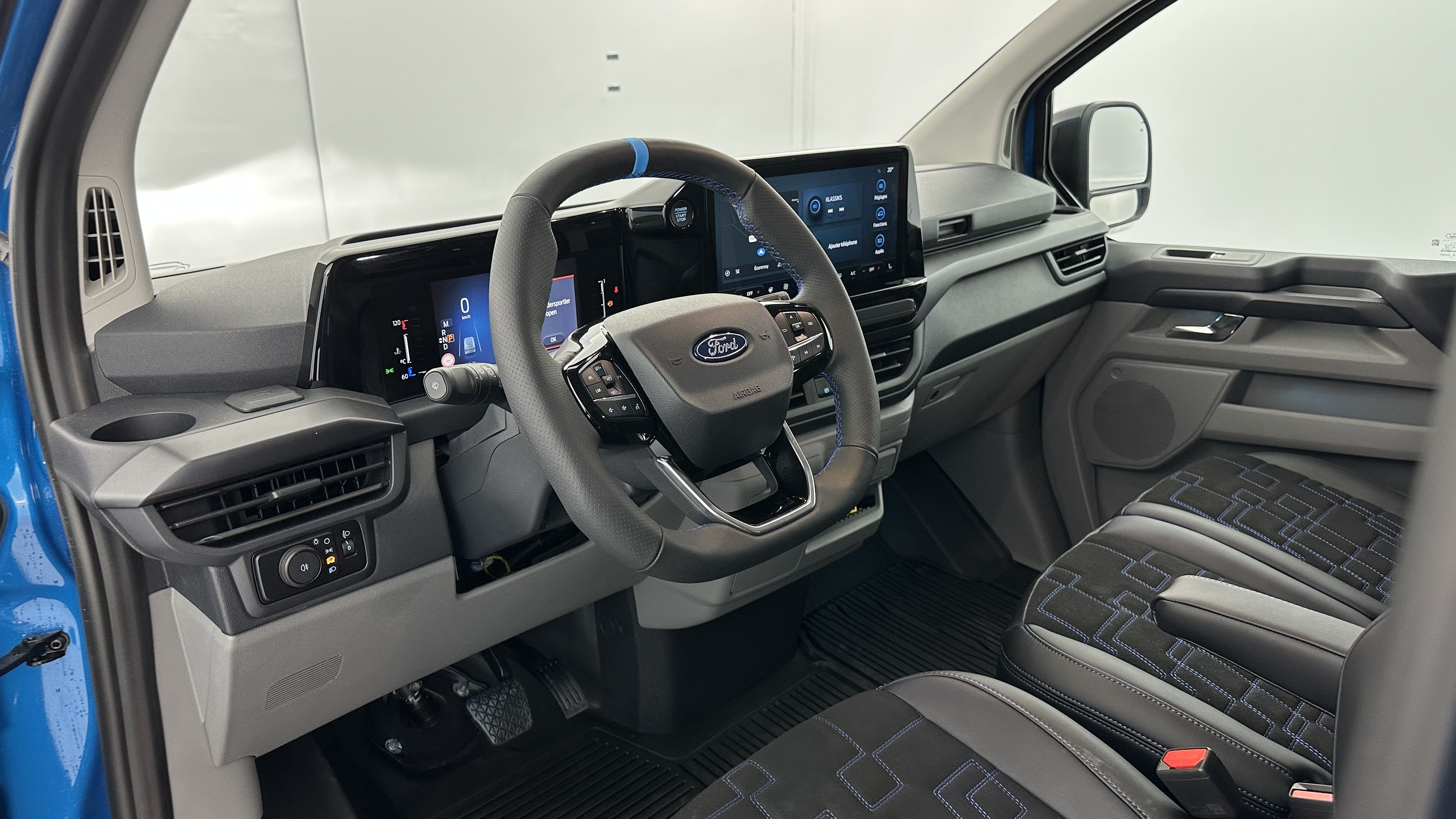 Ford Transit Custom Fourgon - Image 6