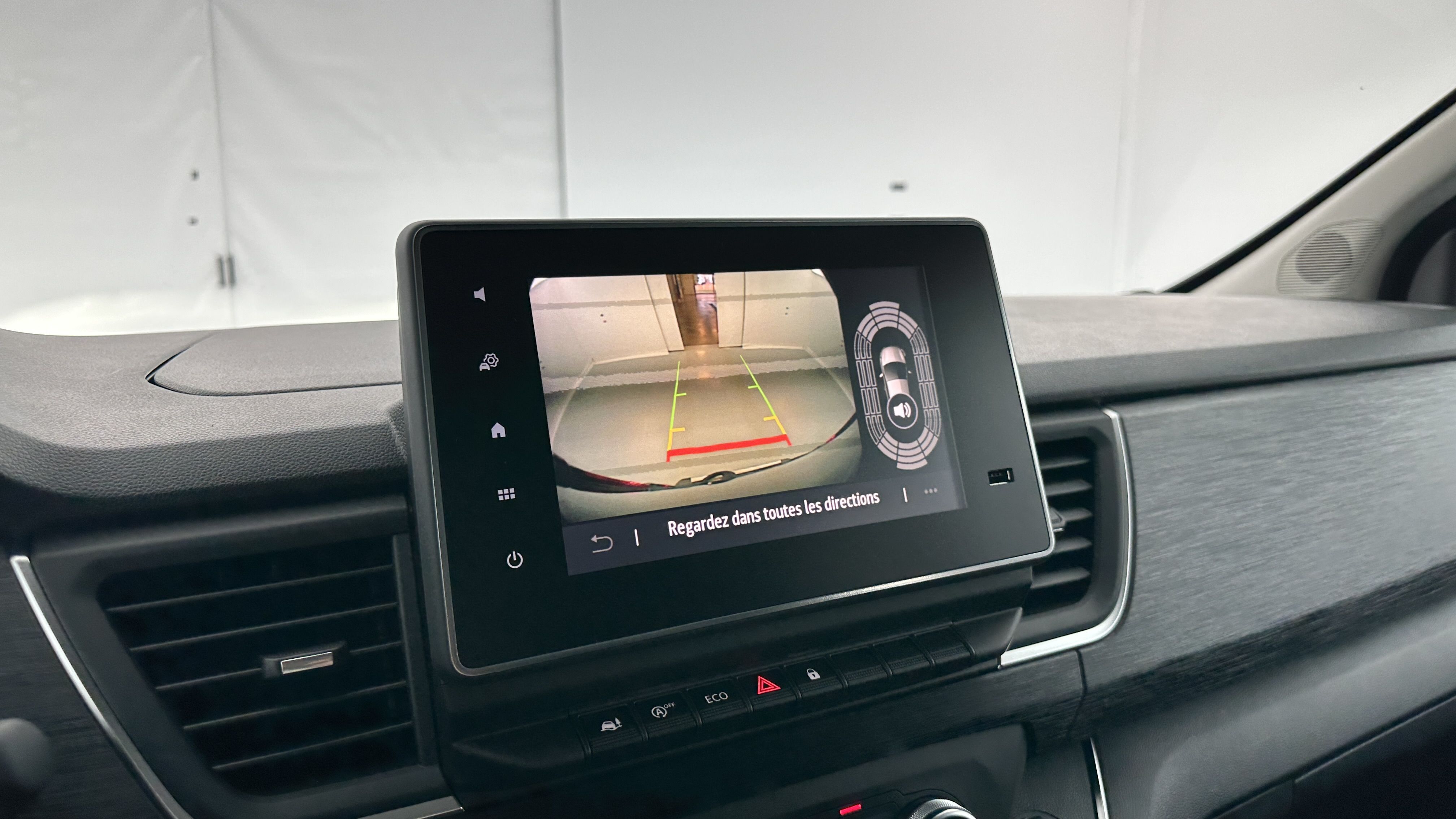 Renault Trucks TRAFIC CA - Image 17