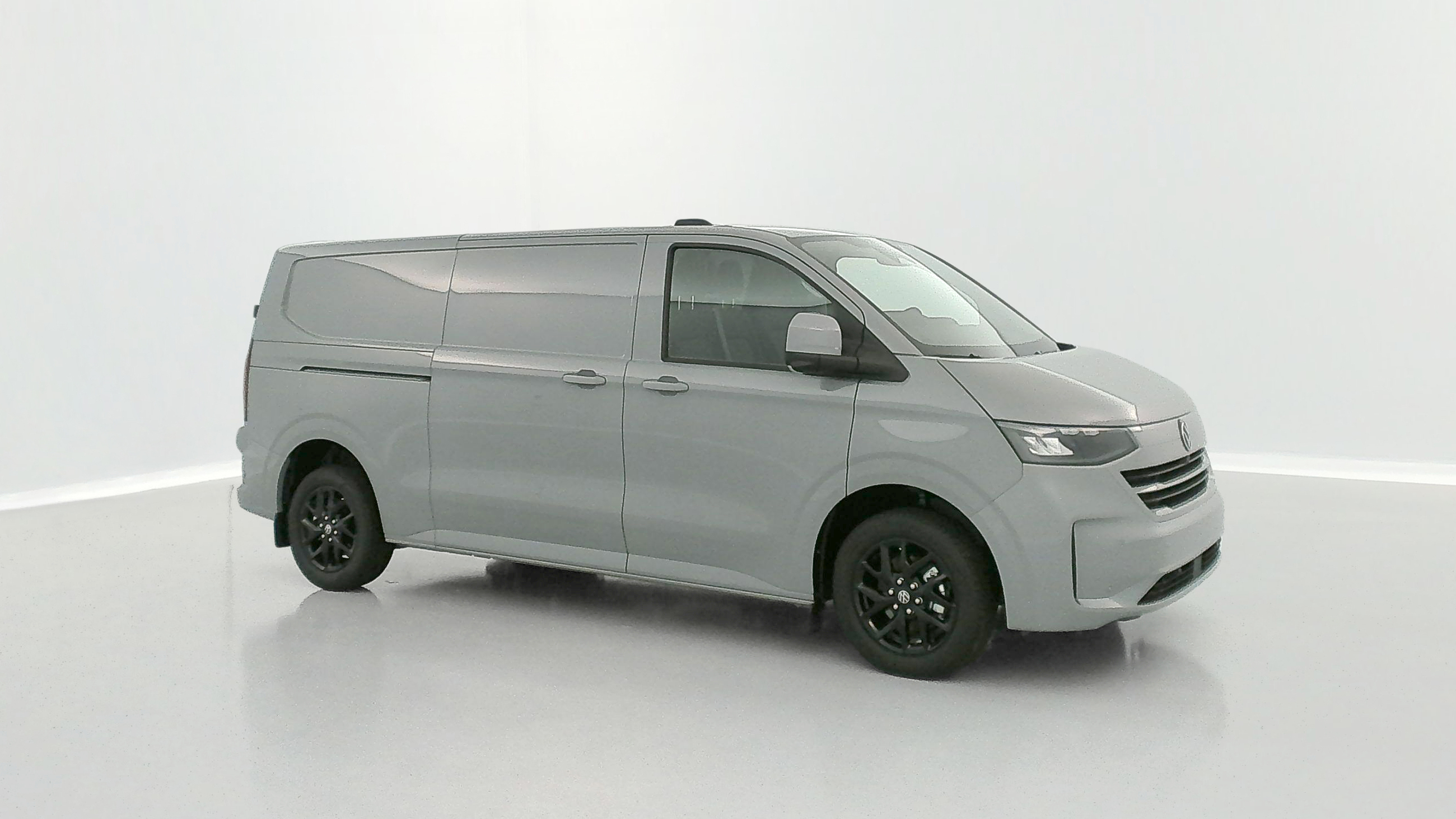 Volkswagen Transporter - Image 24
