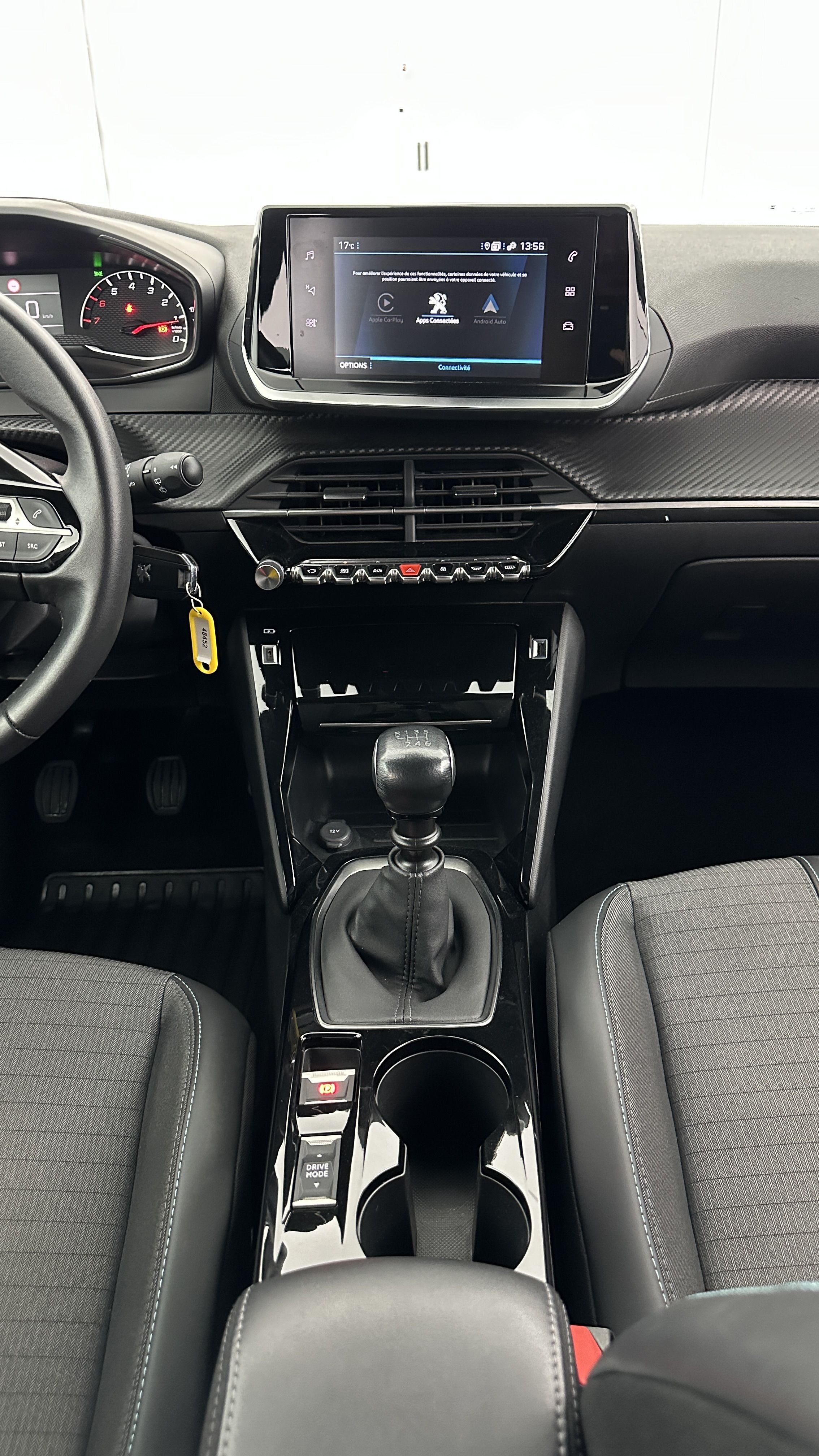 Peugeot 2008 - Image 13