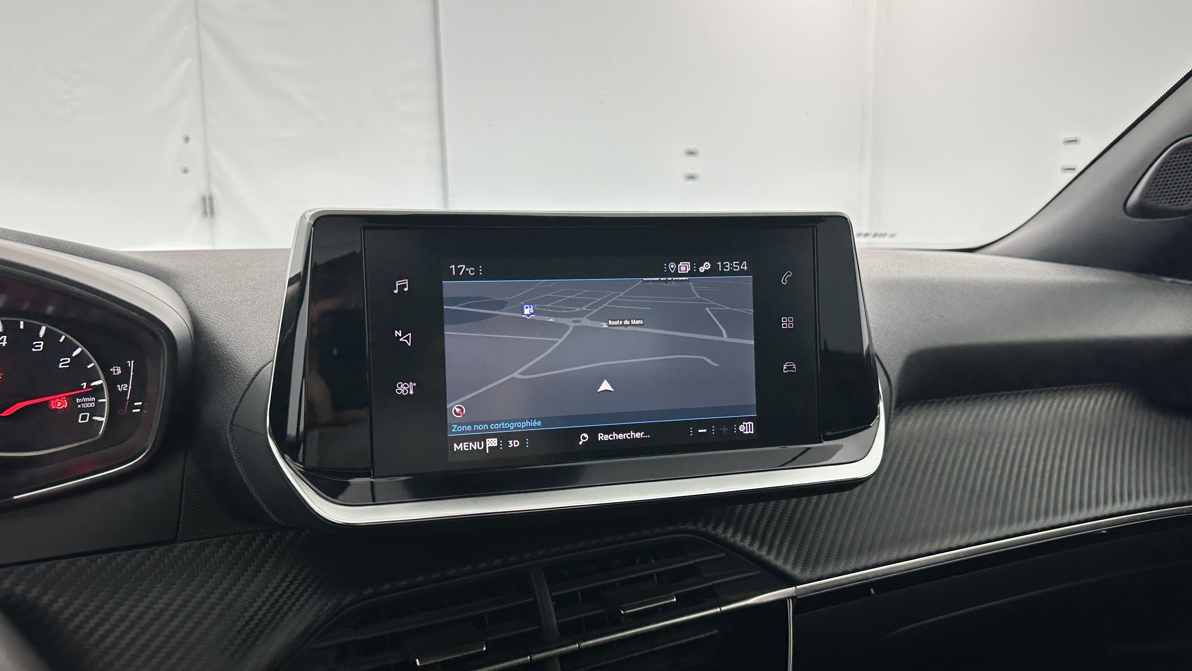 Peugeot 2008 - Image 16