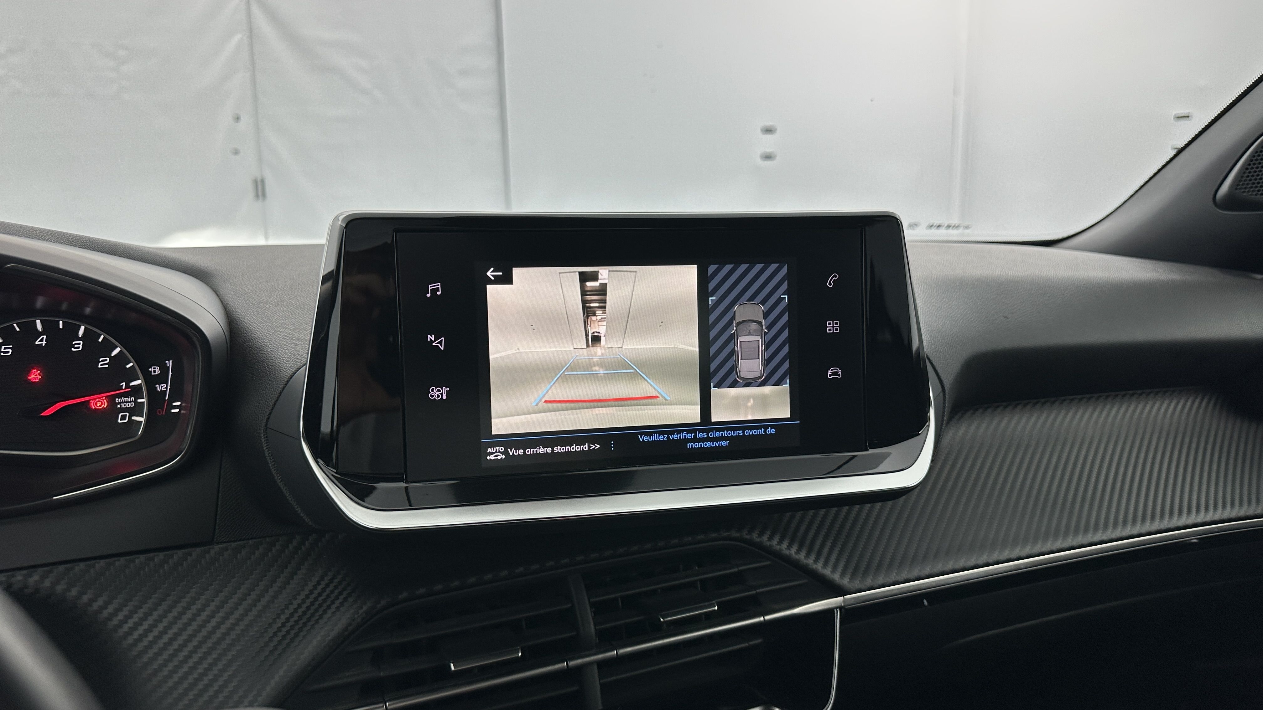 Peugeot 2008 - Image 17