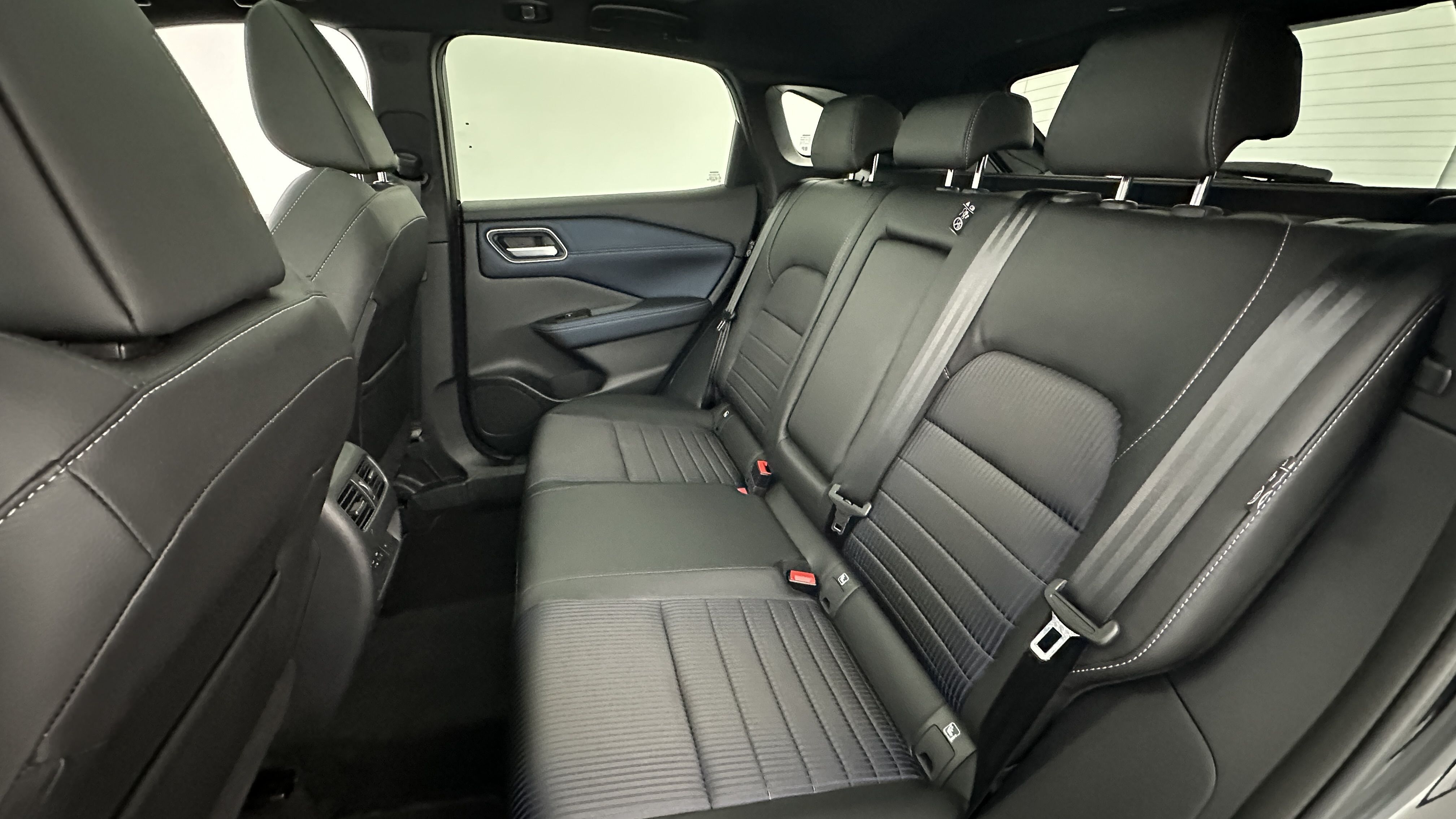 Nissan QASHQAI - Image 9