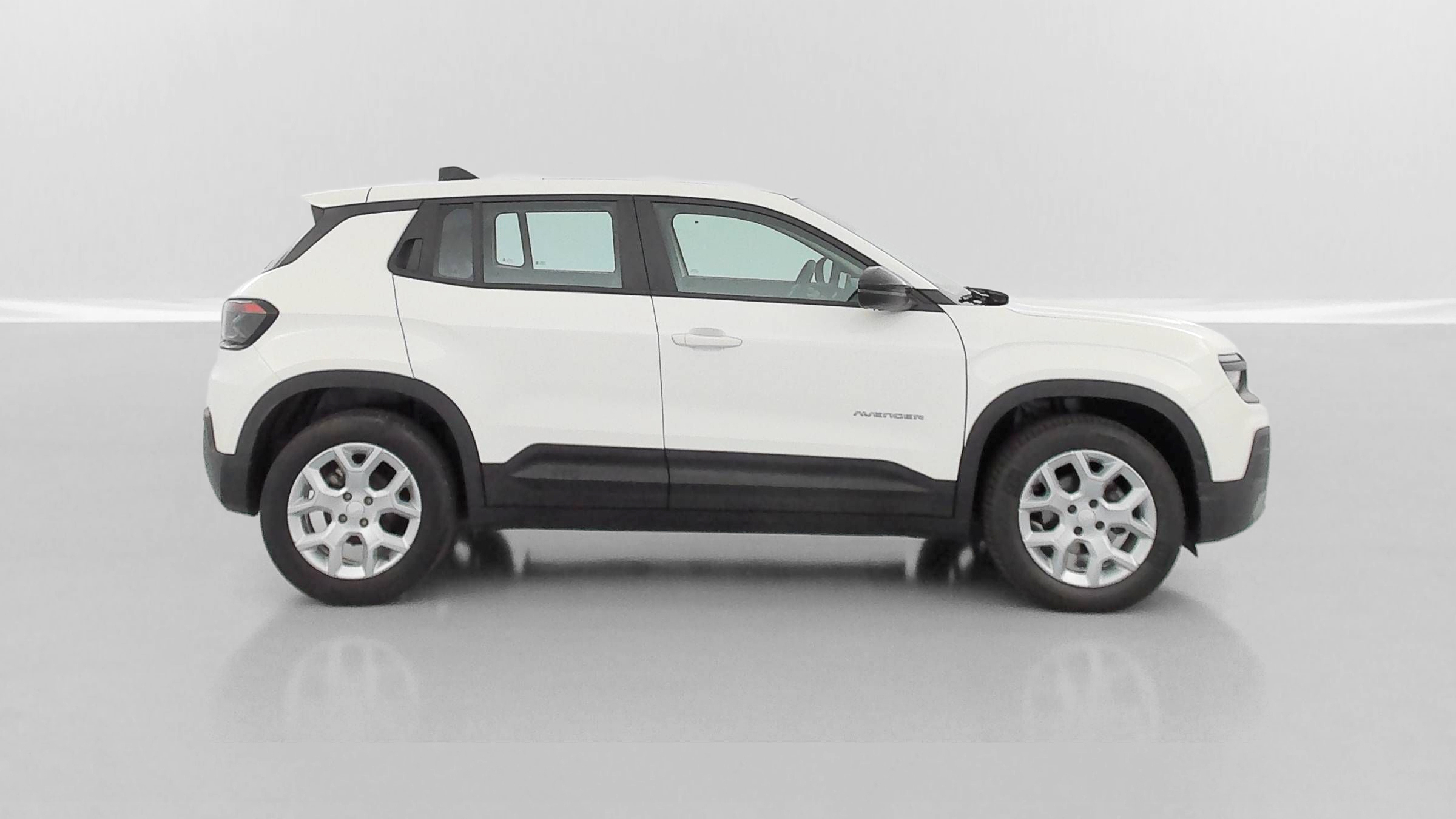 Jeep Avenger - Image 26