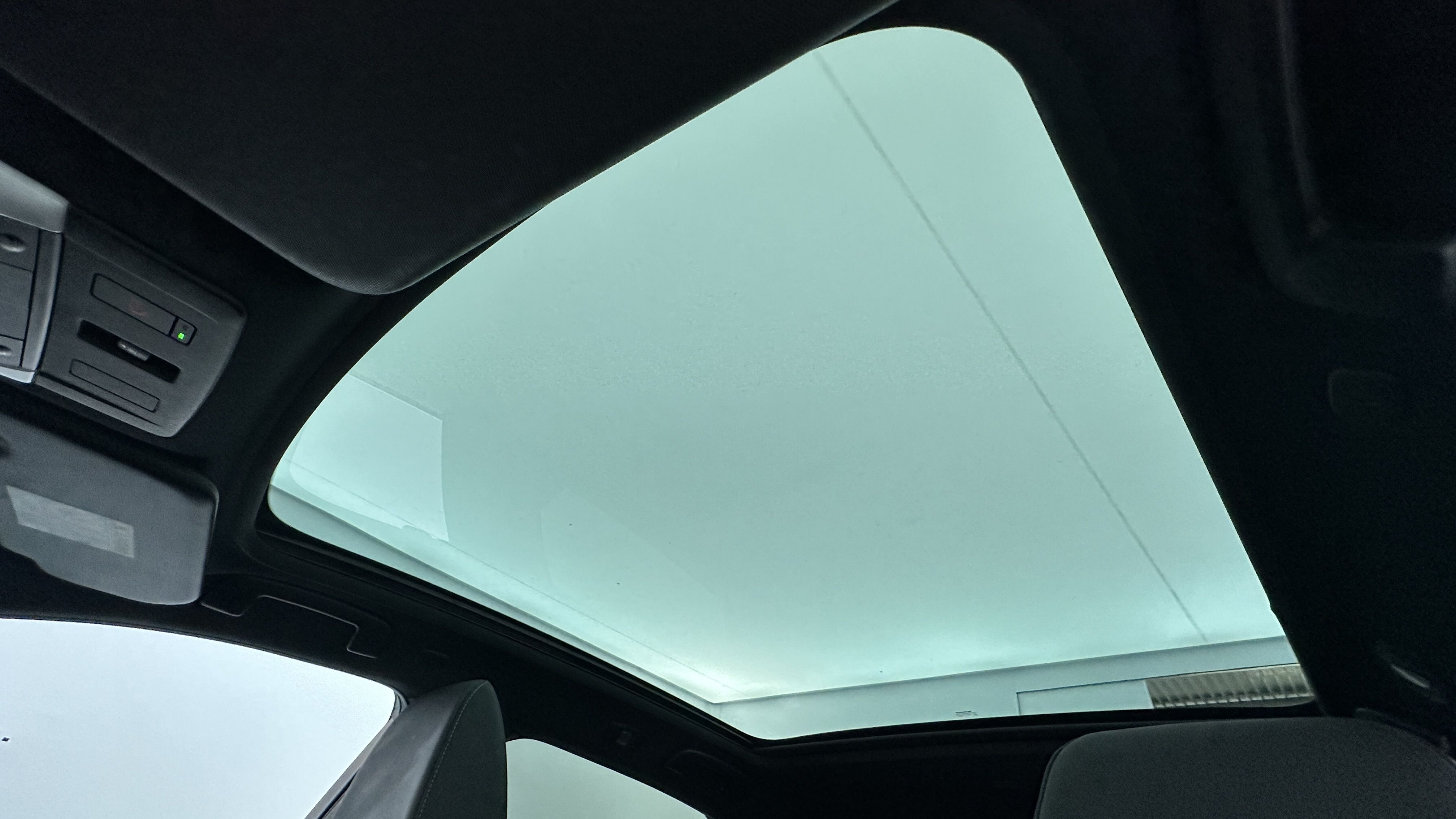 Nissan QASHQAI - Image 17