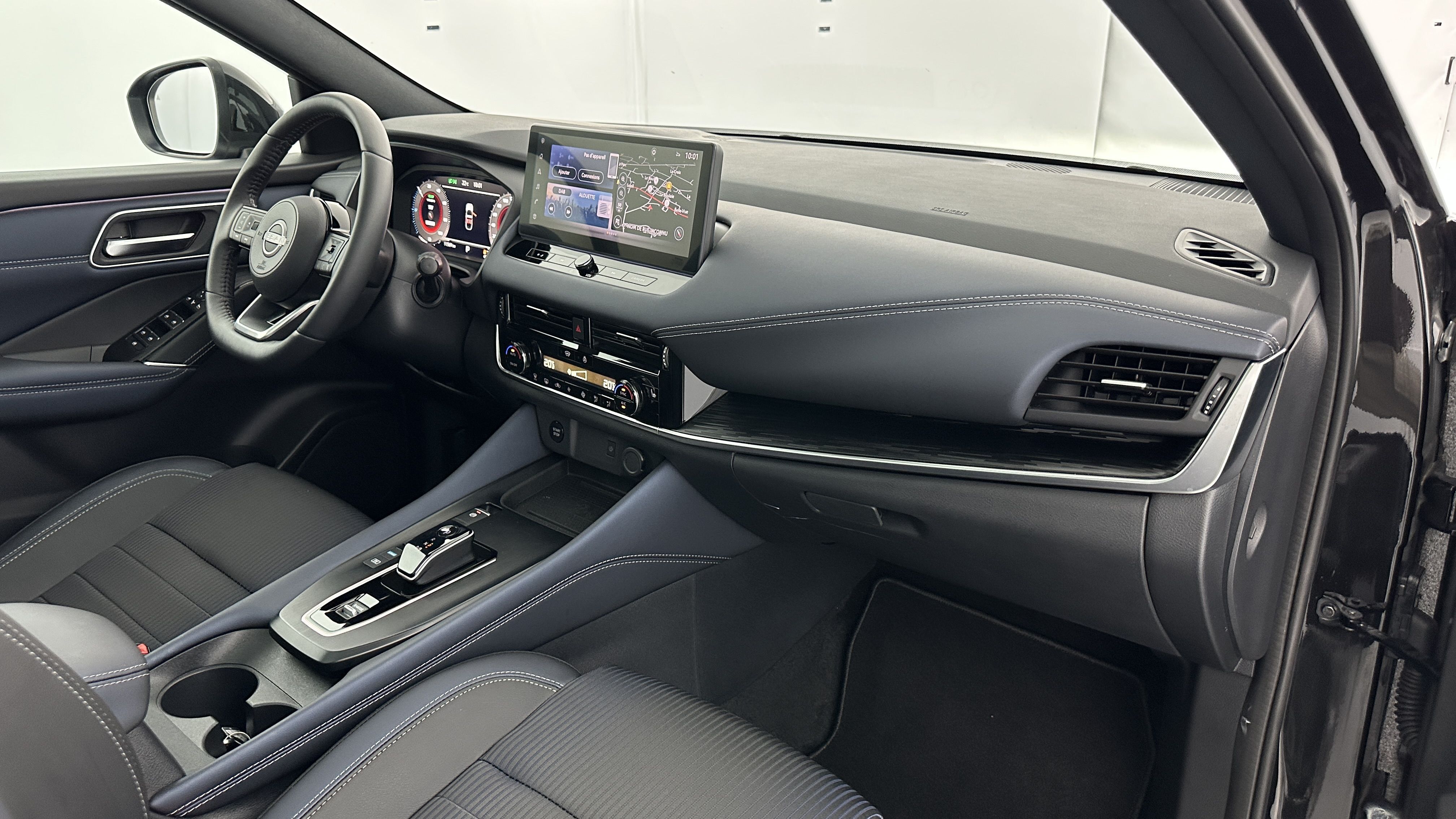 Nissan QASHQAI - Image 8