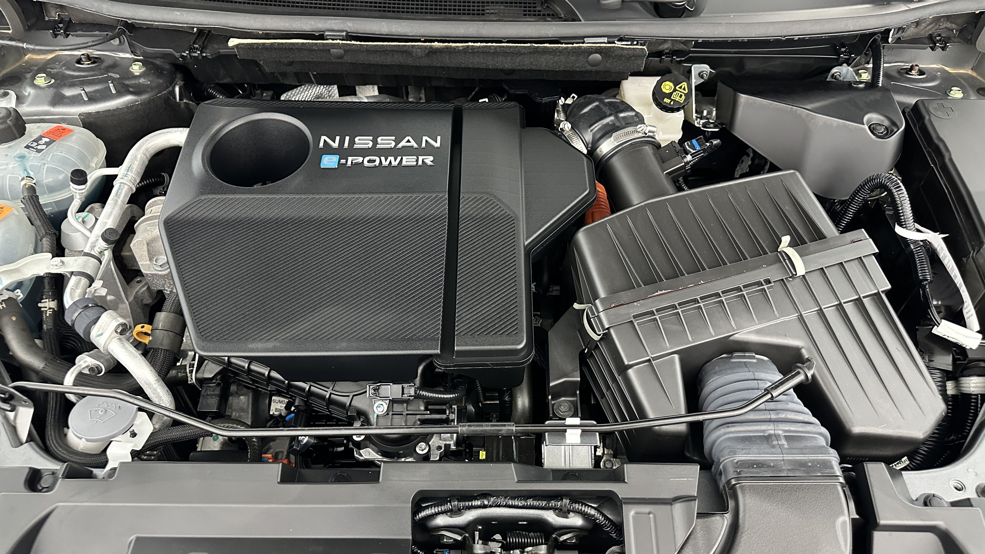 Nissan QASHQAI - Image 11