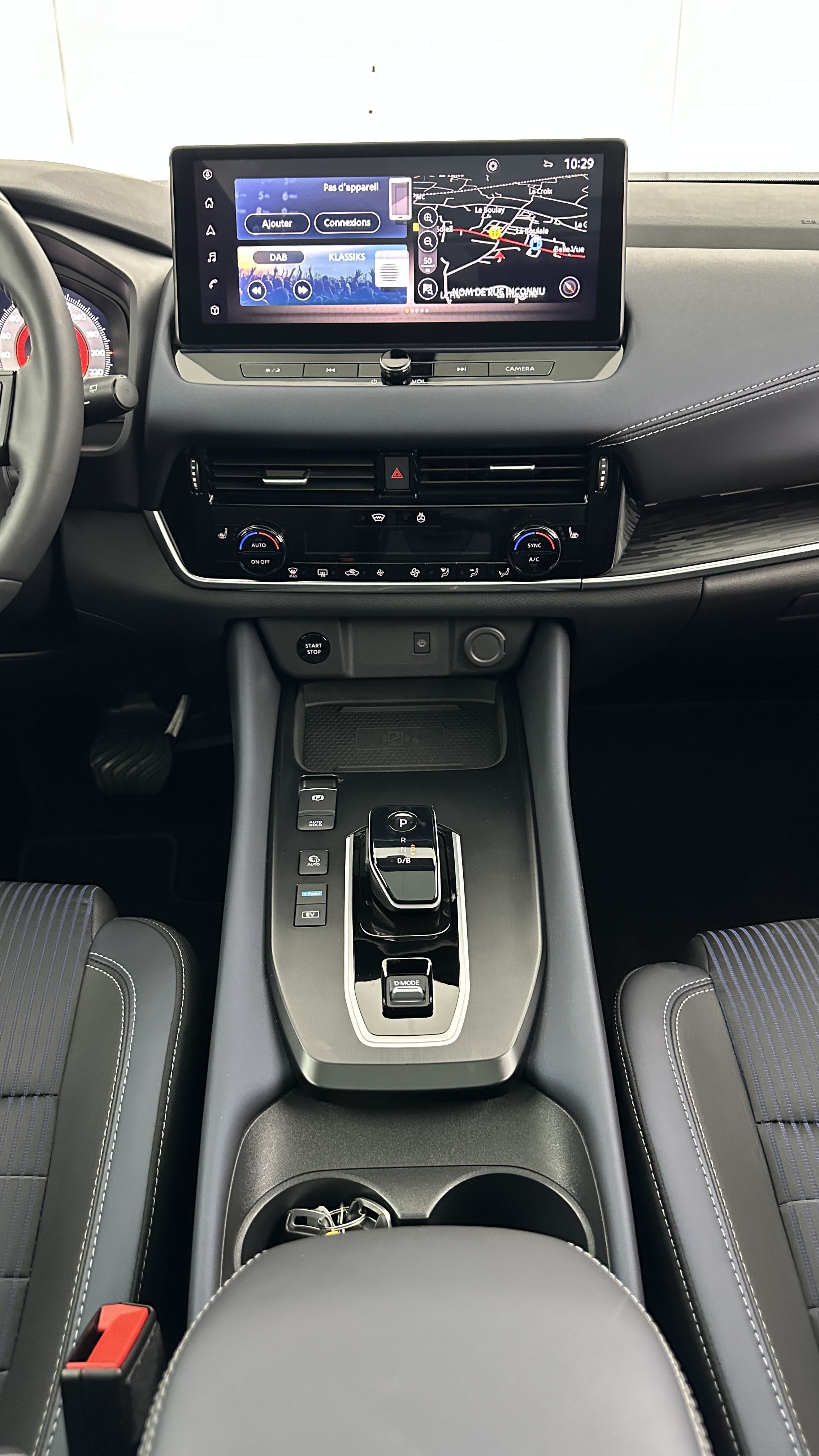 Nissan QASHQAI - Image 15