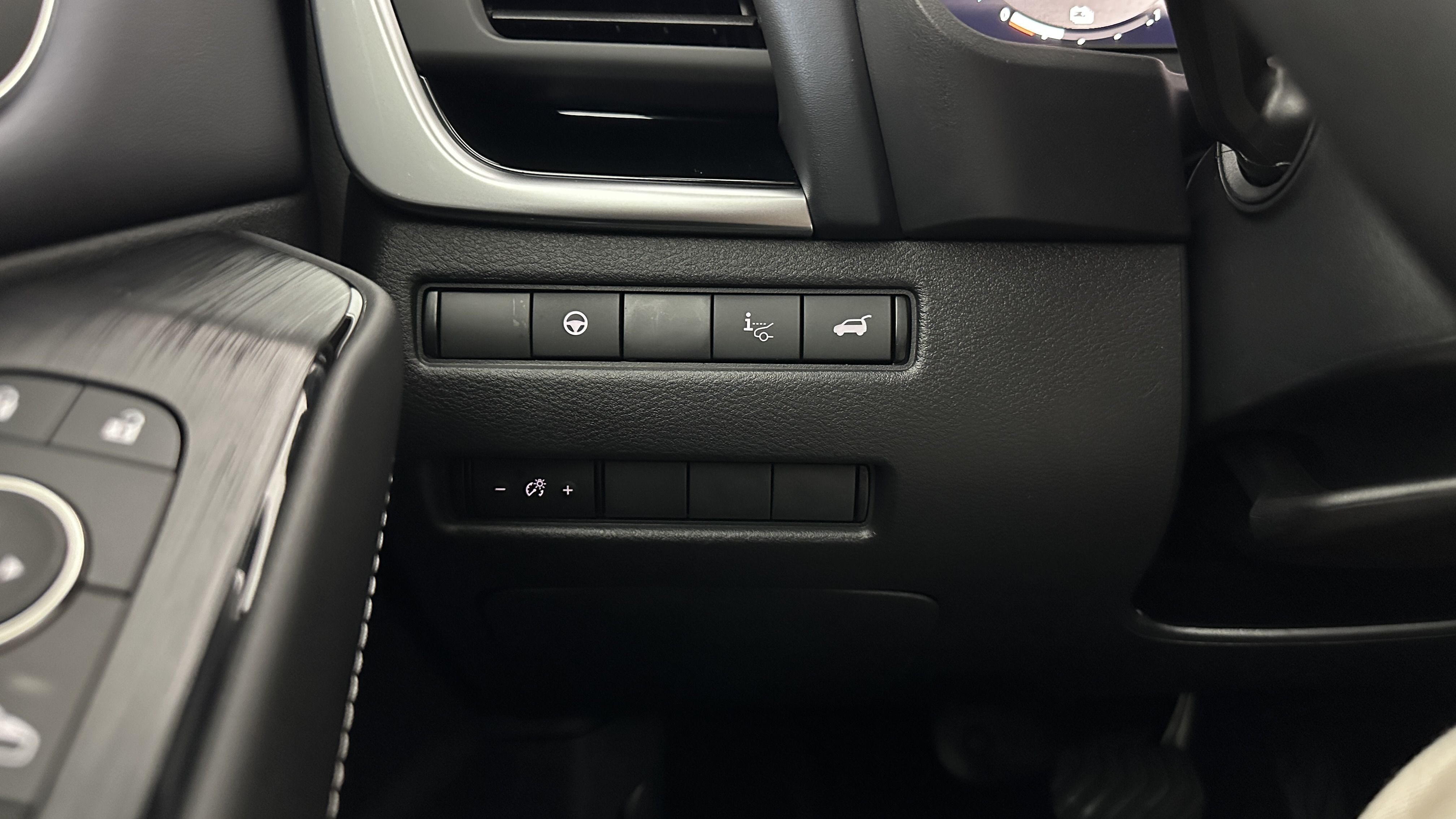 Nissan QASHQAI - Image 22