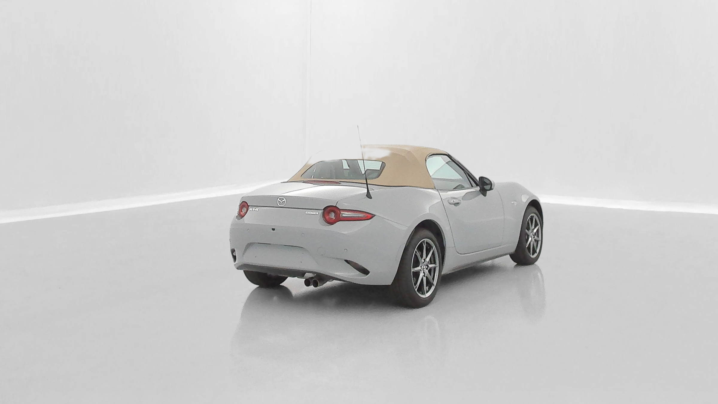 Mazda MX-5 ROADSTER - Image 26