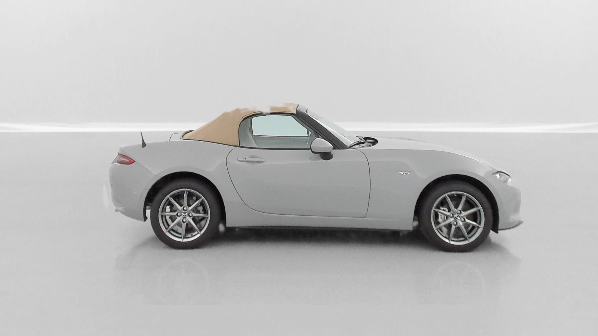 Mazda MX-5 ROADSTER - Image 27