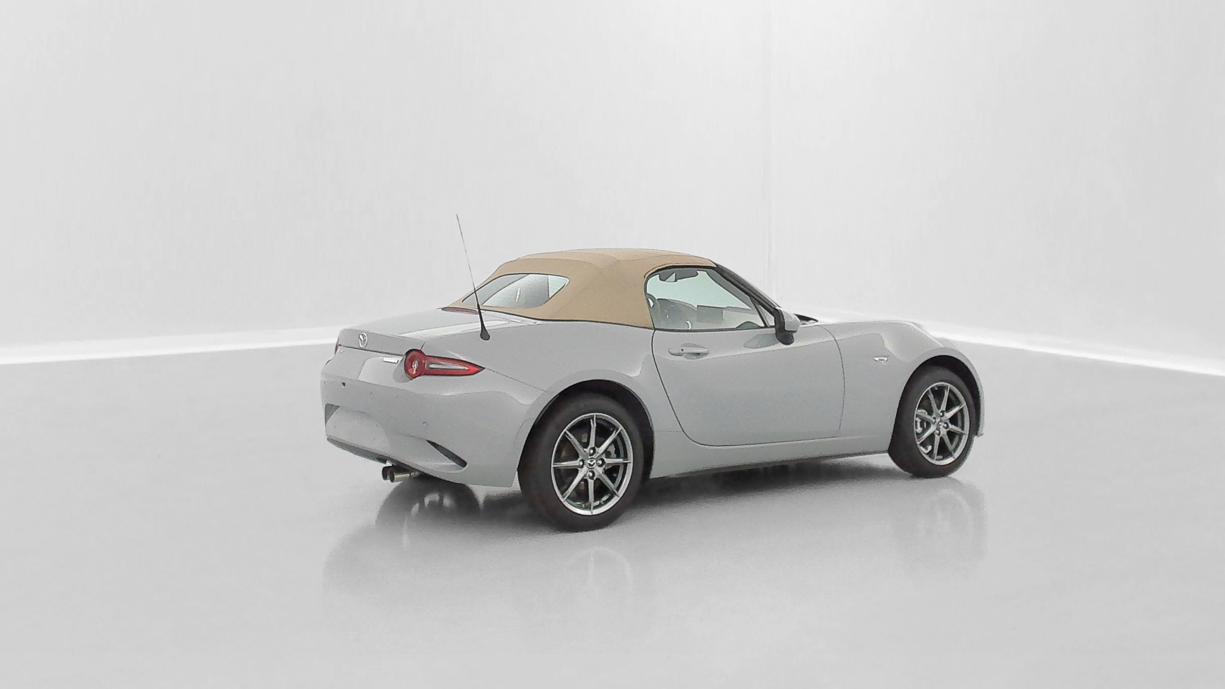 Mazda MX-5 ROADSTER - Image 30