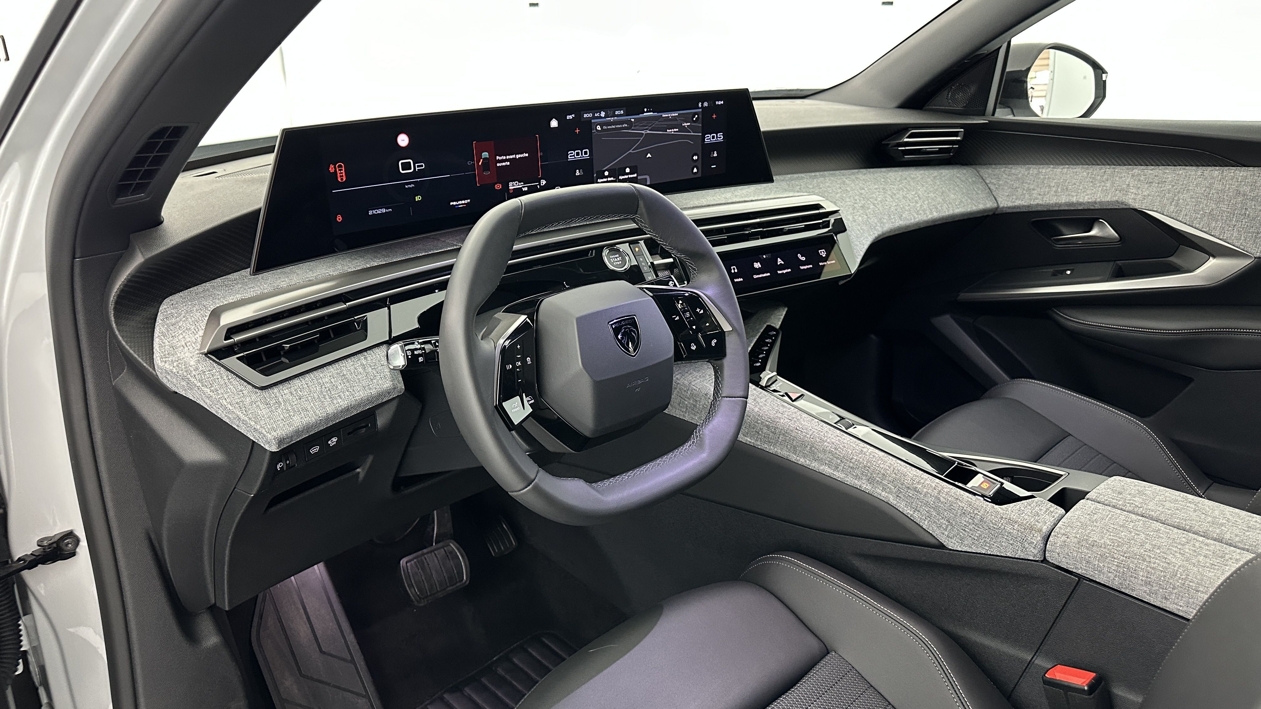 Peugeot 3008 - Image 6