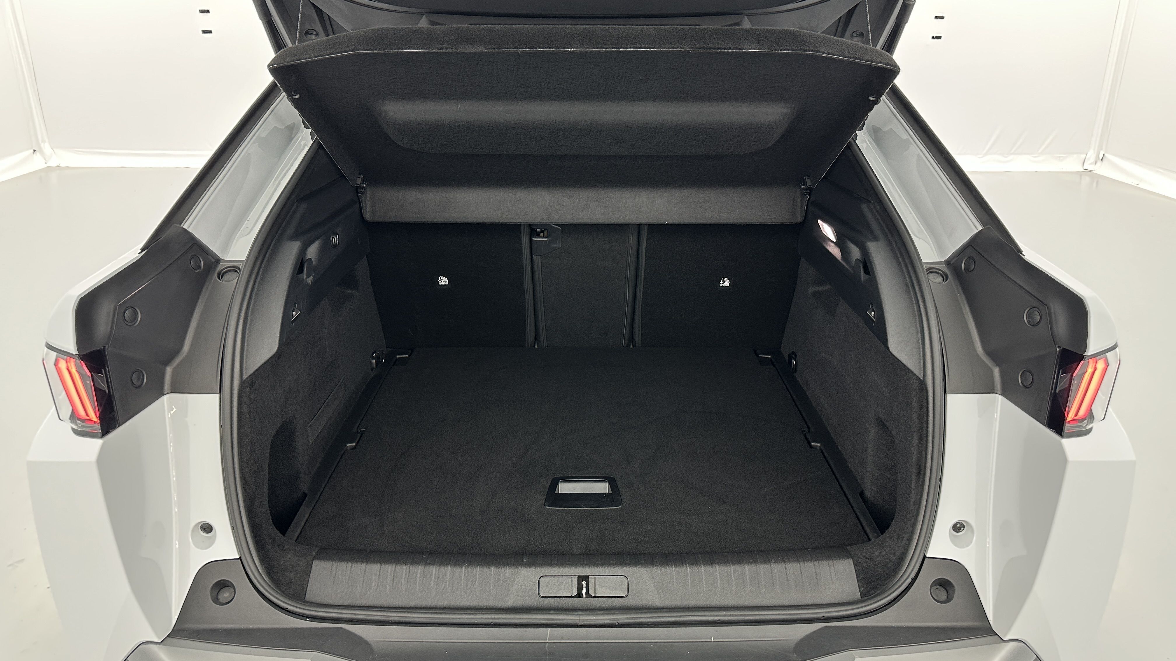 Peugeot 3008 - Image 10