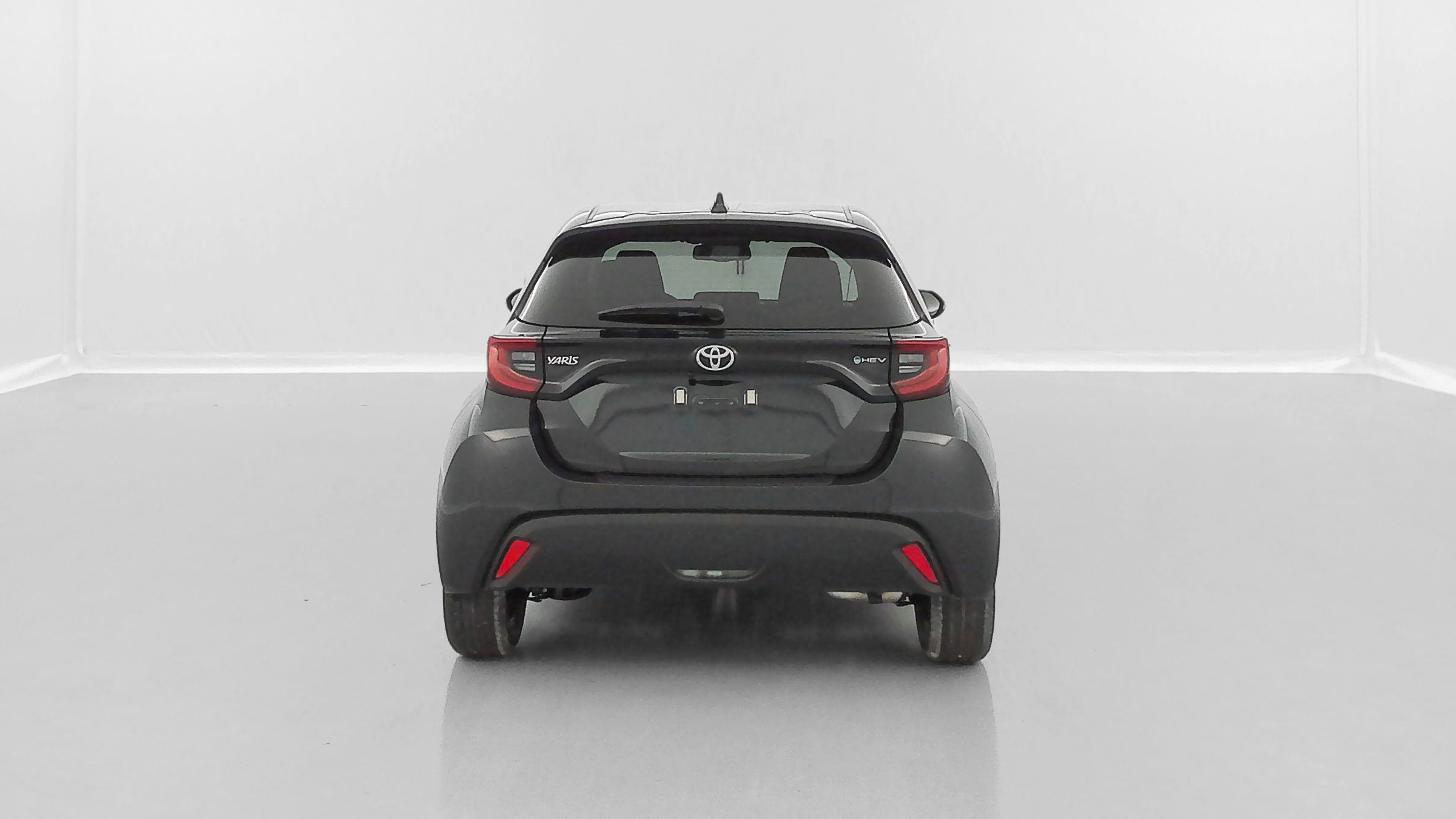 Toyota Yaris - Image 24