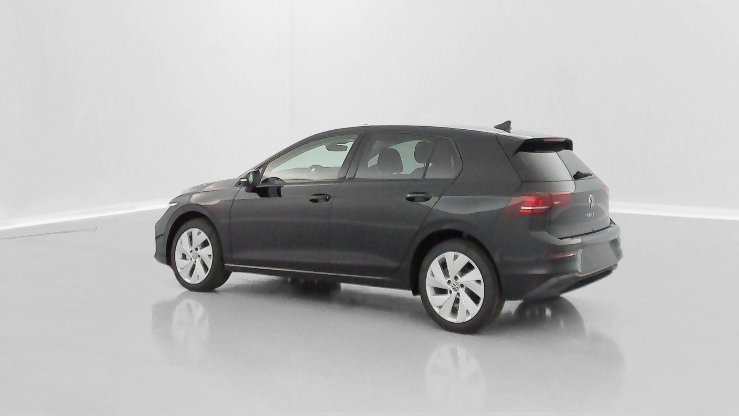 Volkswagen GOLF - Image 28