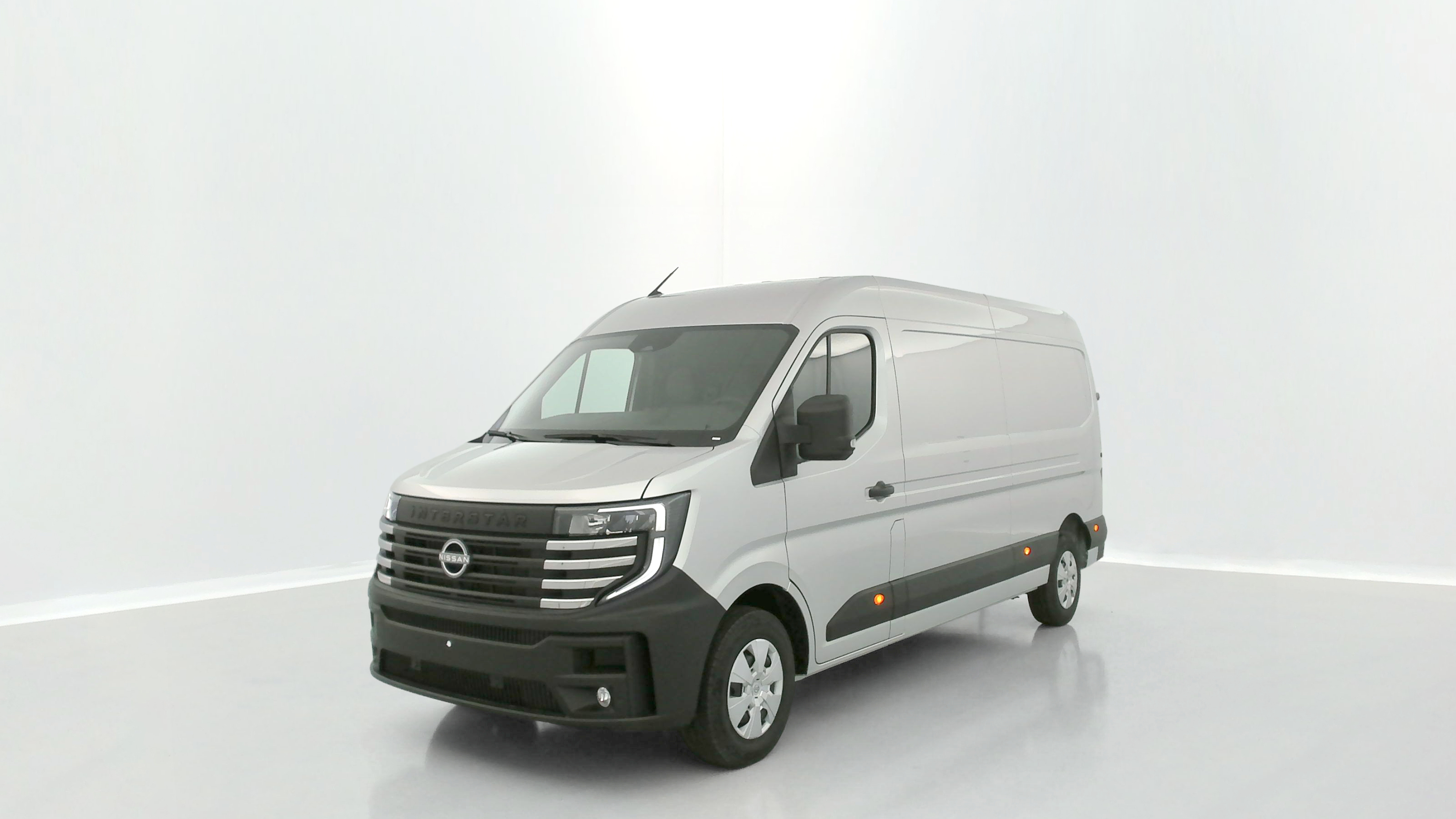 Nissan Interstar Fourgon - Image 3