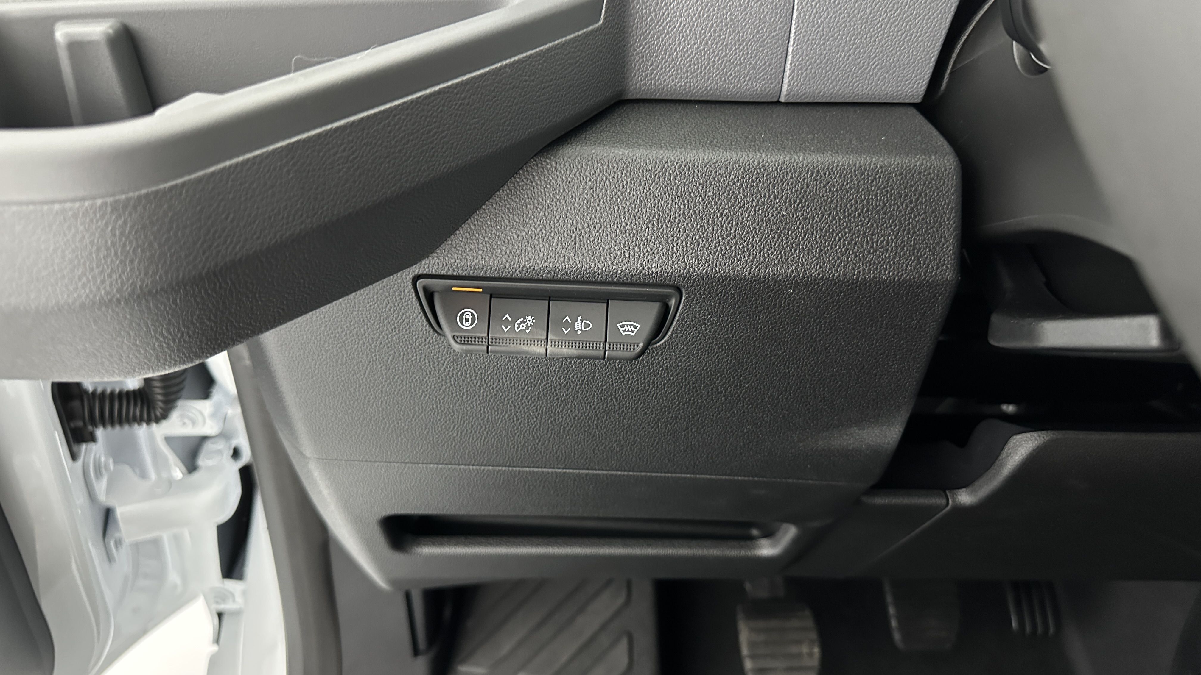 Nissan Interstar Fourgon - Image 15