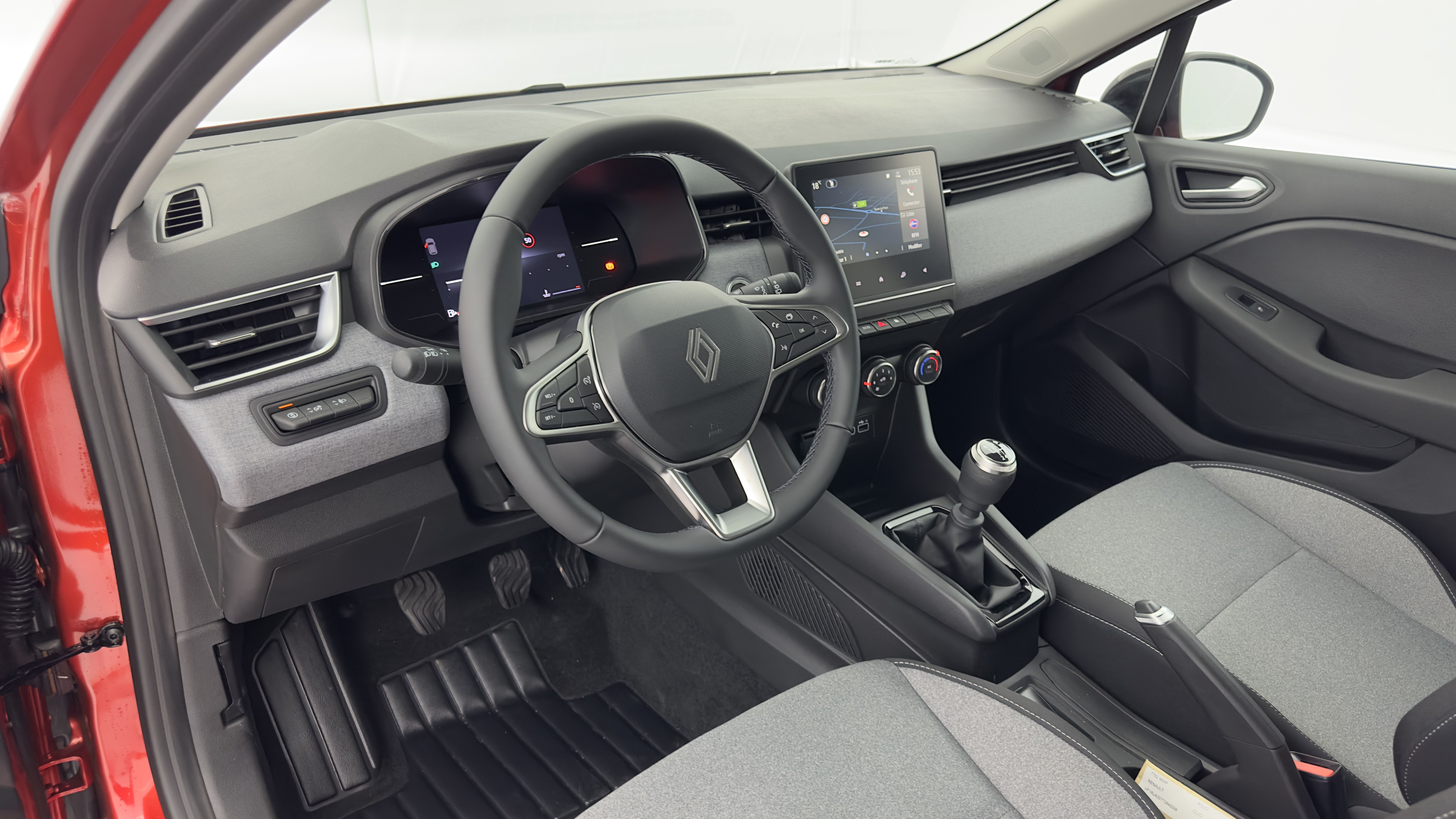 Renault Clio - Image 6