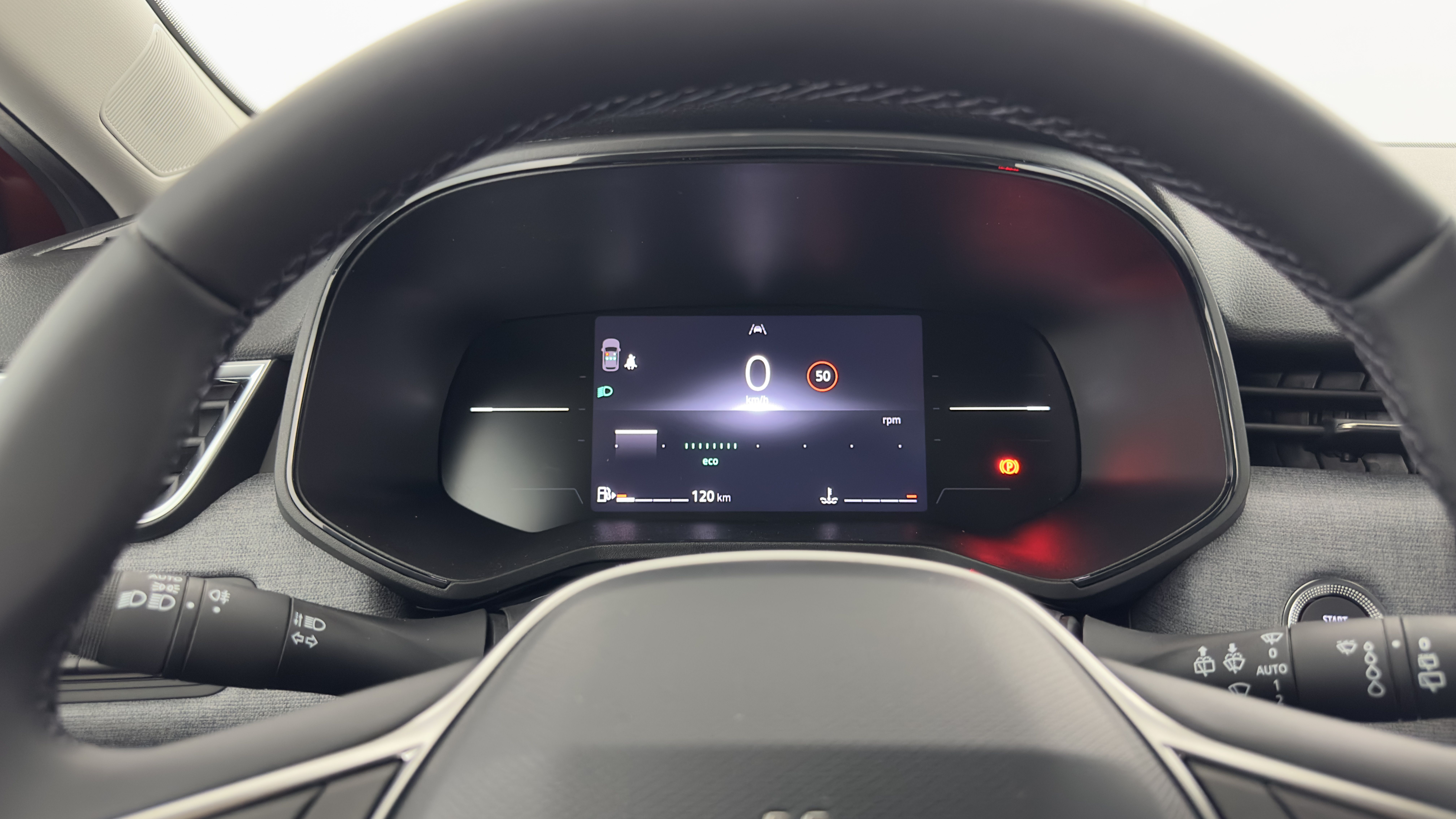 Renault Clio - Image 12