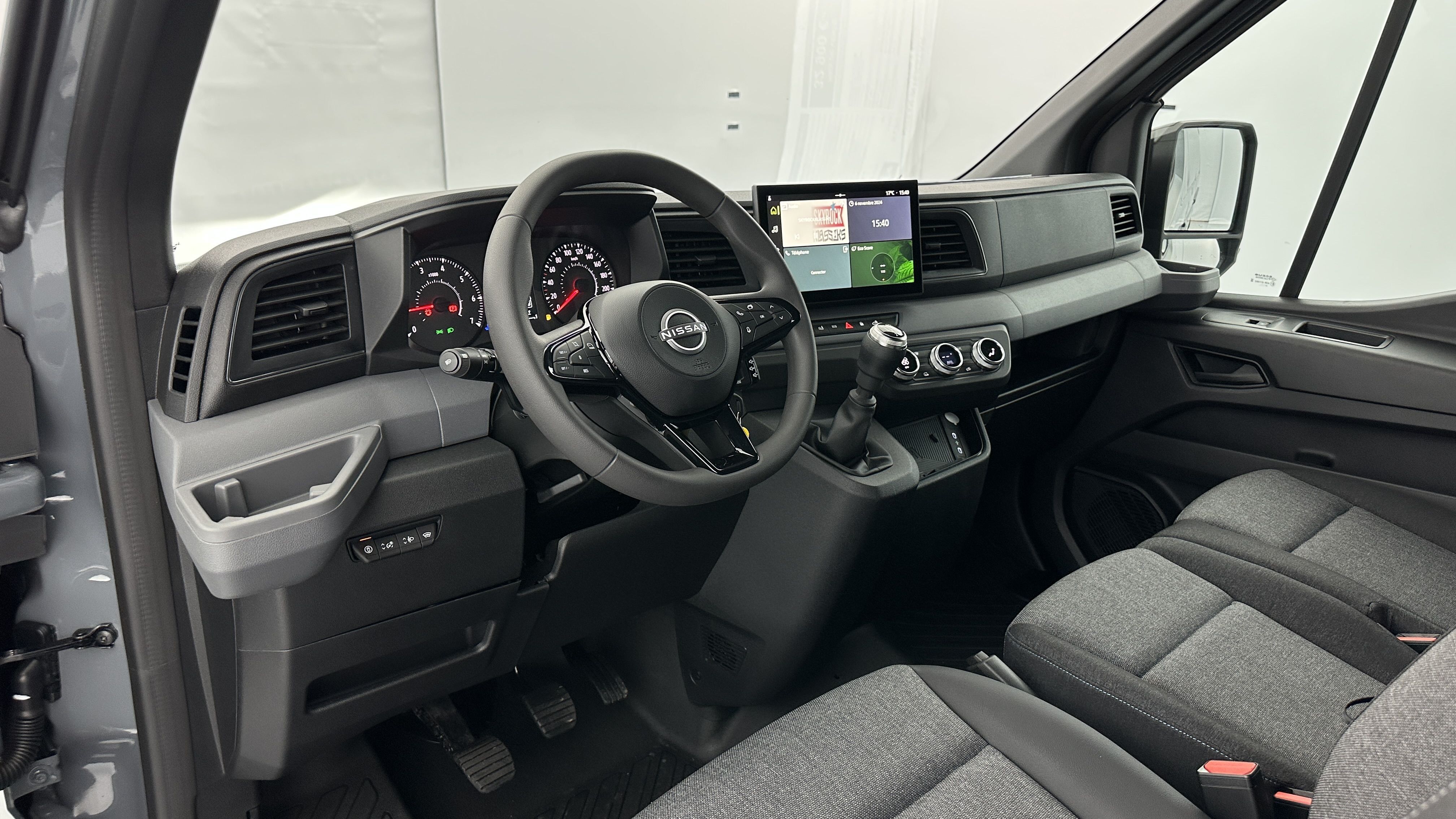 Nissan Interstar Fourgon - Image 6