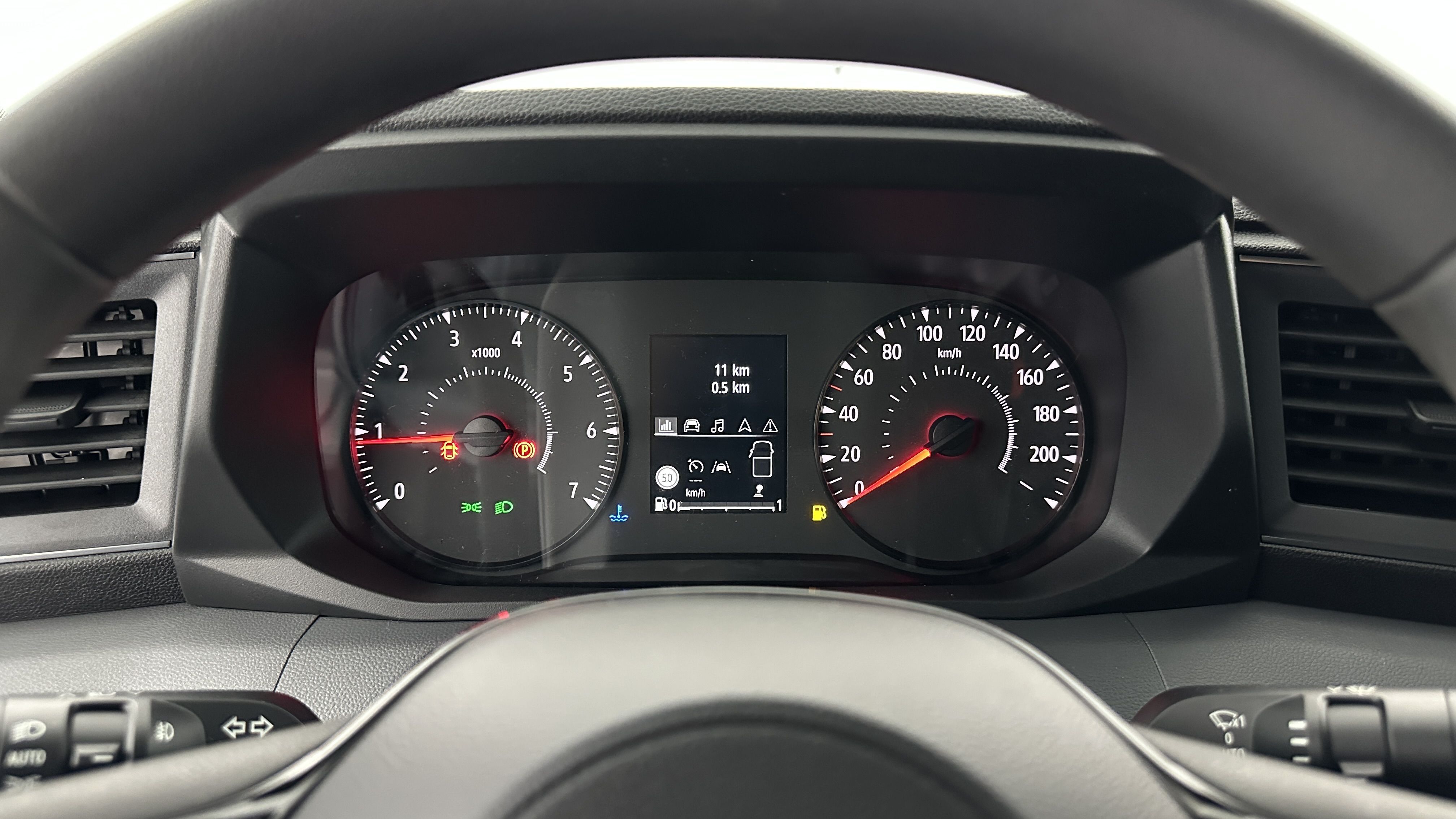 Nissan Interstar Fourgon - Image 11