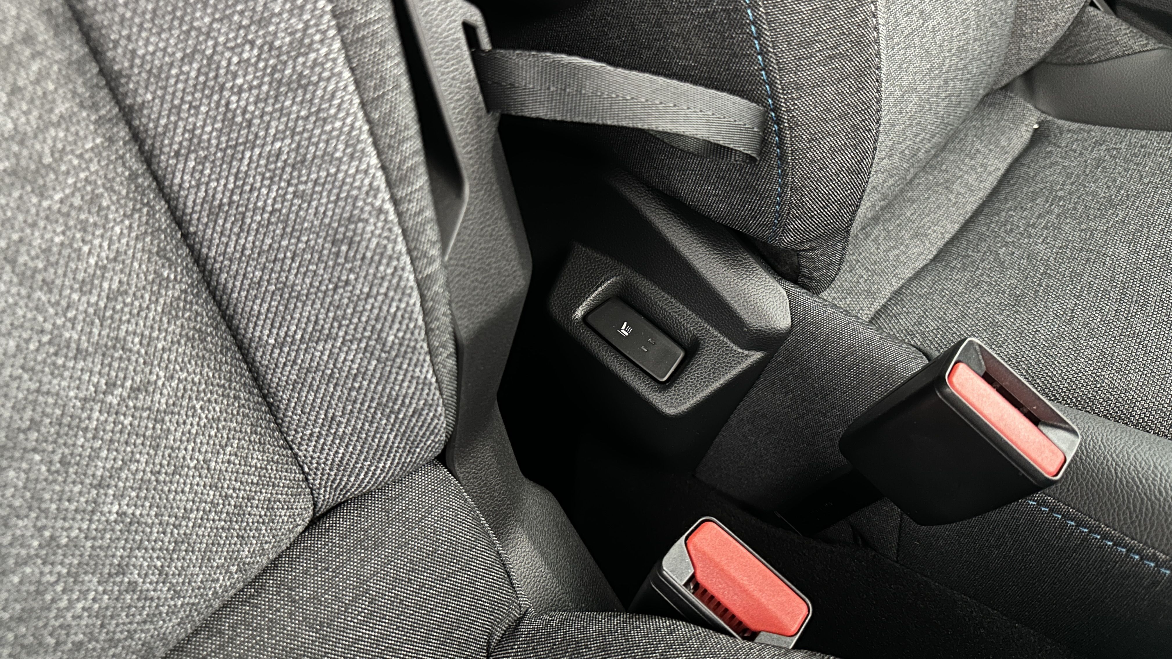 Nissan Interstar Fourgon - Image 15