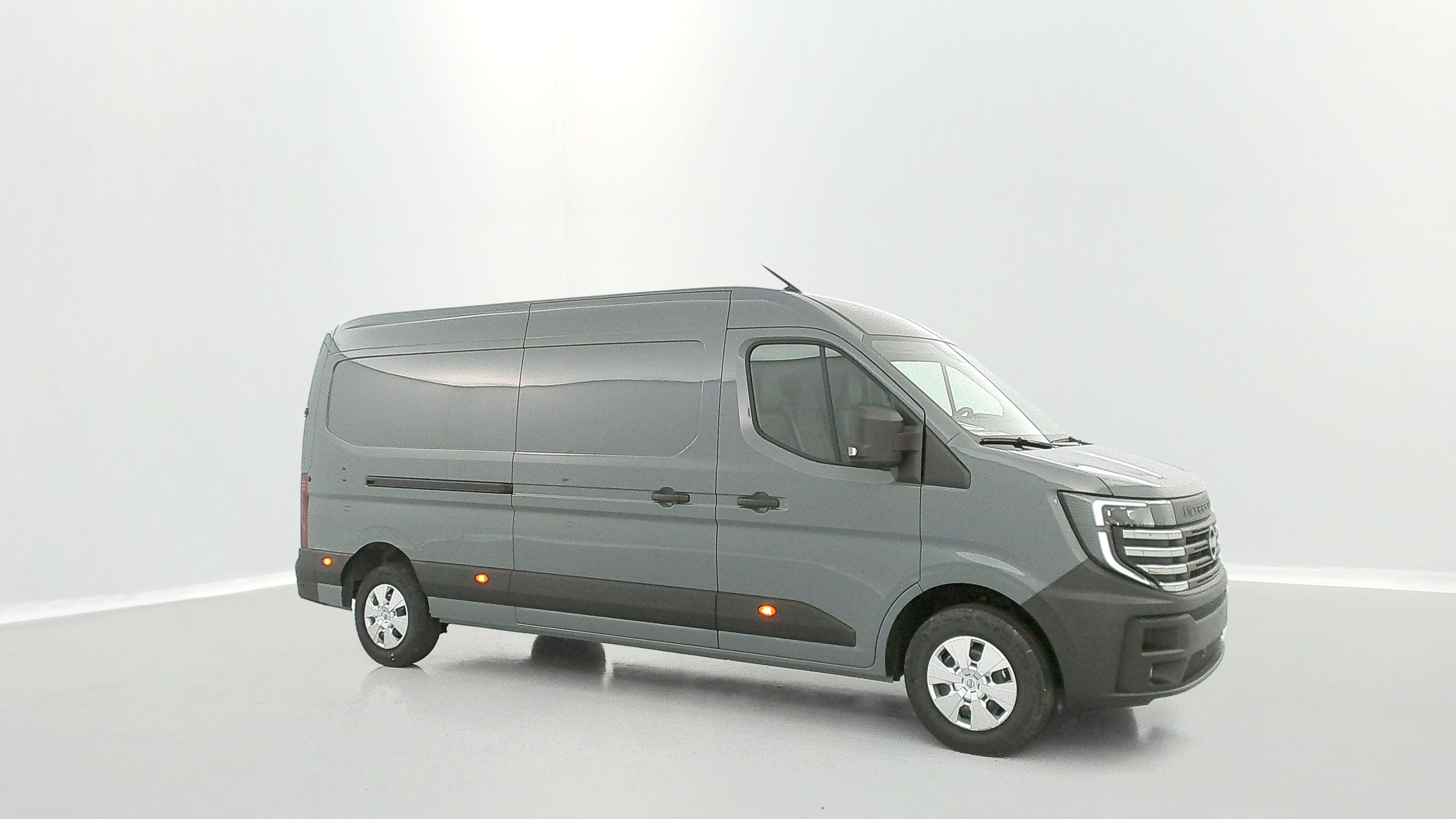 Nissan Interstar Fourgon - Image 23