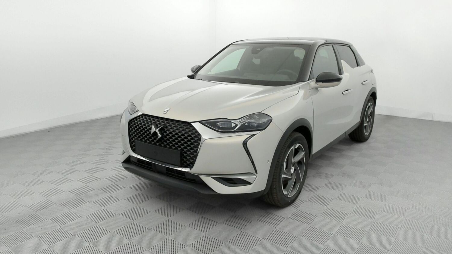 DS DS3 Crossback - Image 3
