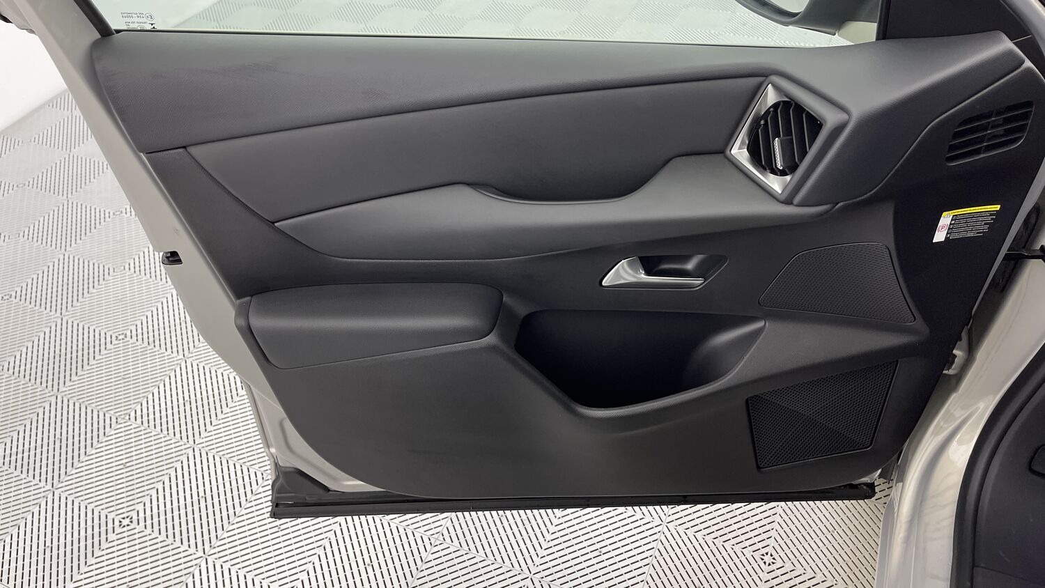 DS DS3 Crossback - Image 13