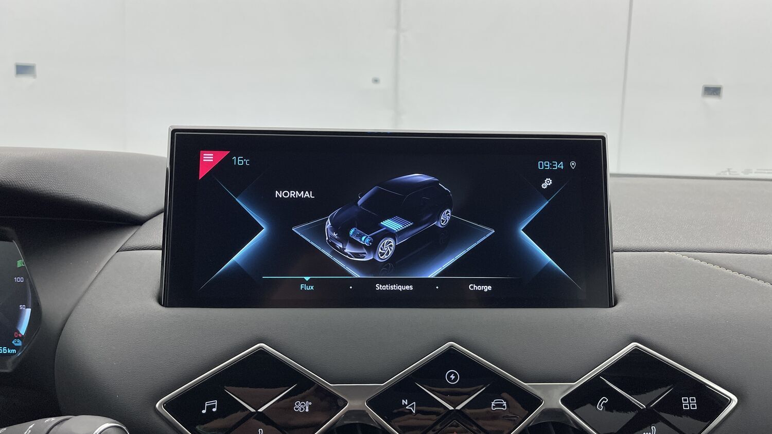 DS DS3 Crossback - Image 23