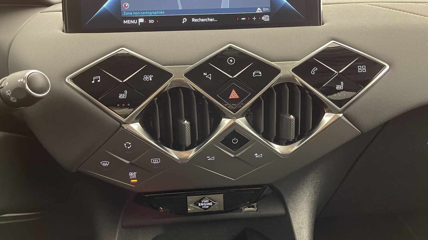 DS DS3 Crossback - Image 24