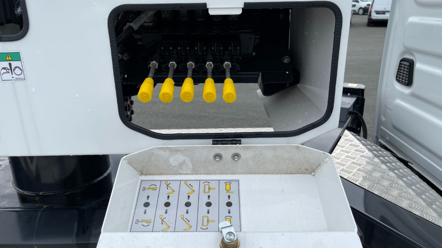 Iveco Daily - Image 14