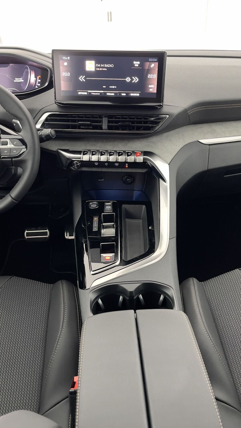 Peugeot 5008 - Image 17