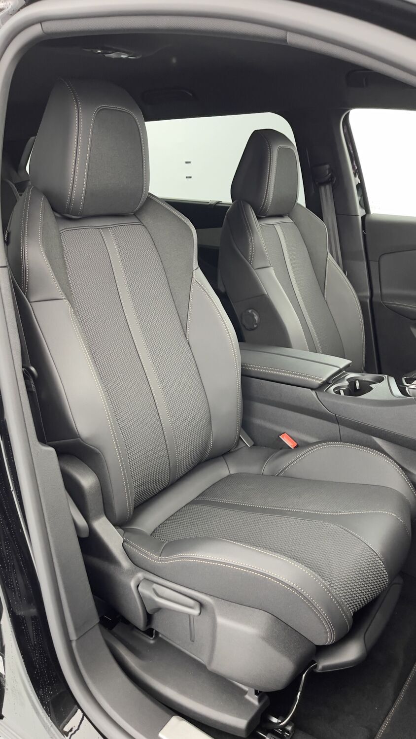 Peugeot 5008 - Image 26